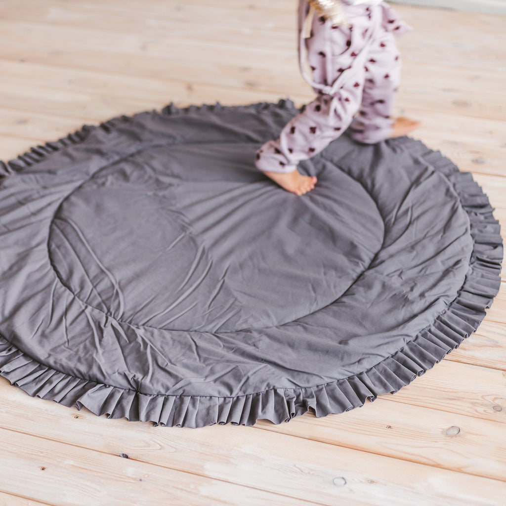 Kids Playmat with Ruffled Border in Grey