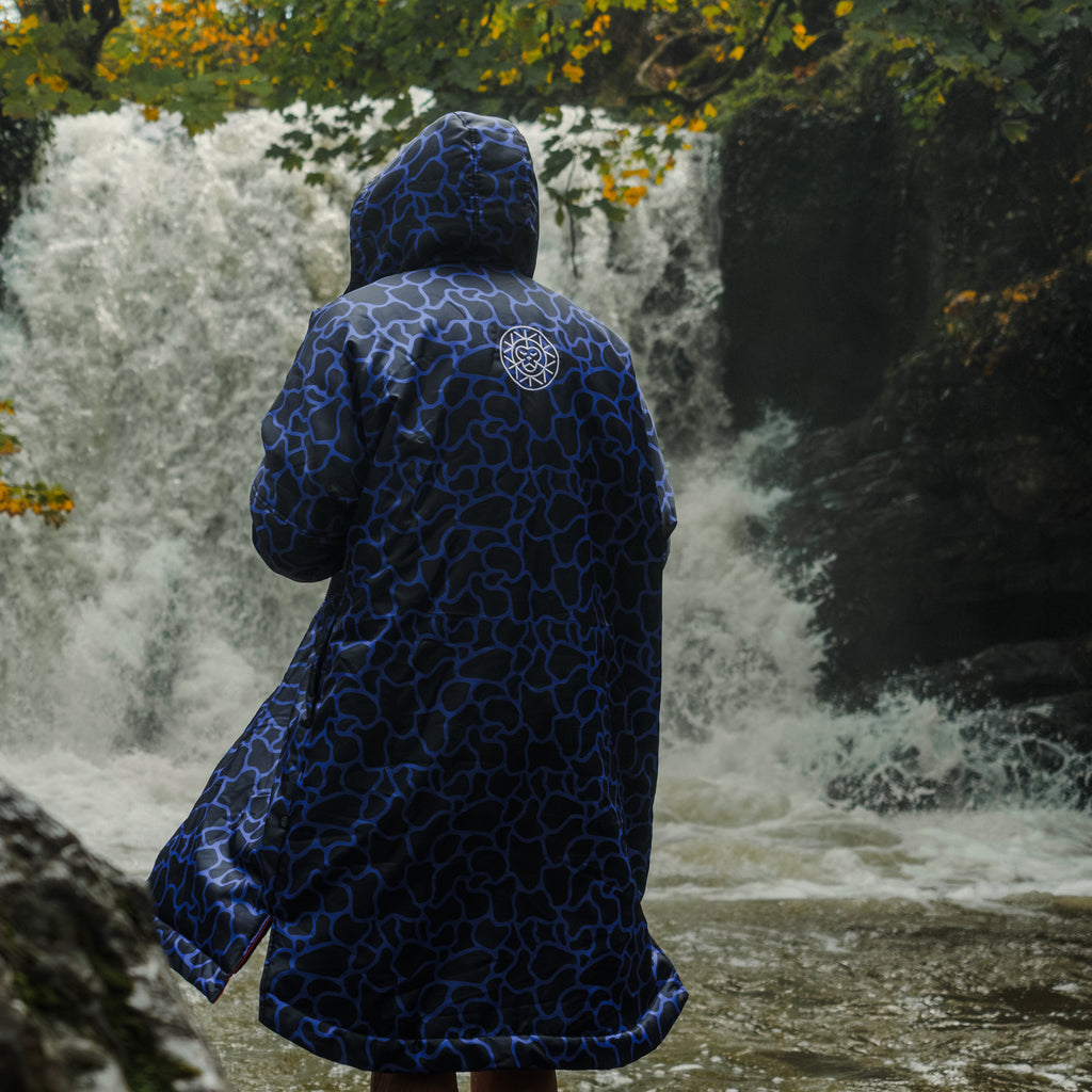 Unisex Brass Monkey Dip Coat Water Design