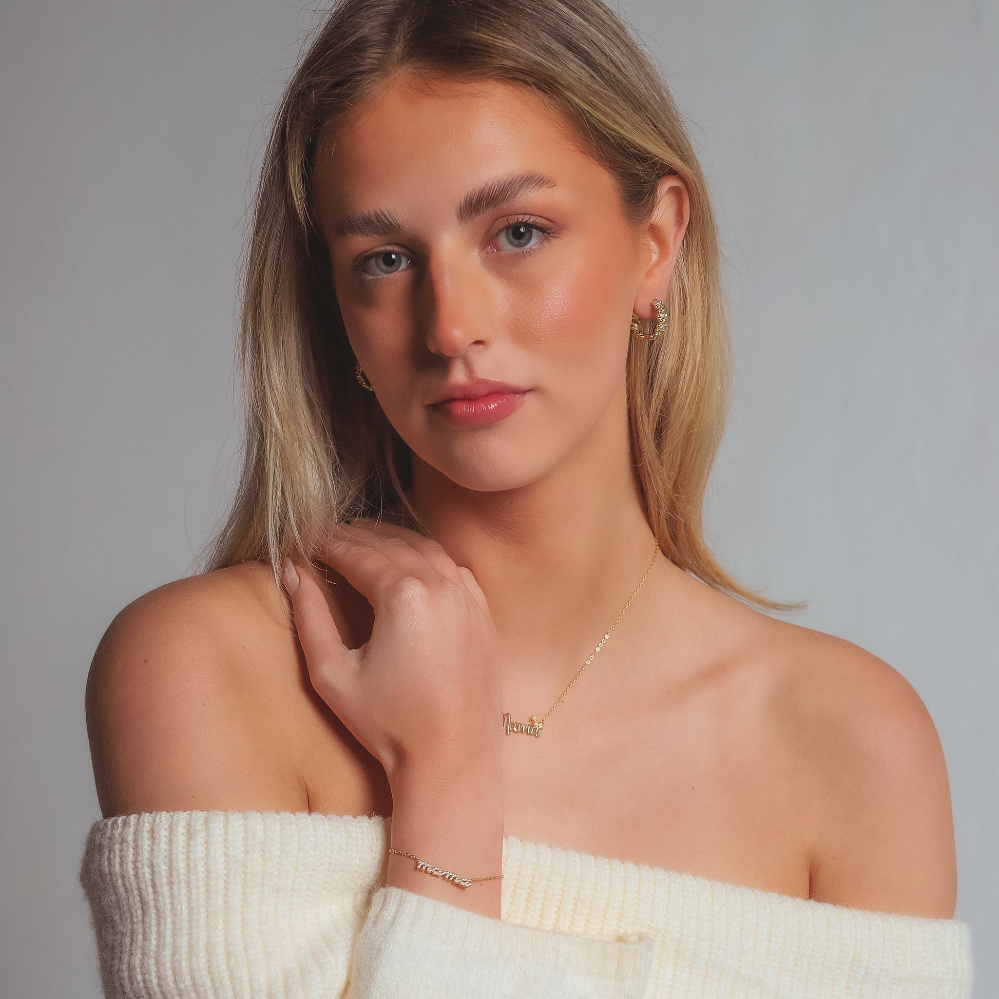 Mama Bracelet in 18k Gold Plated Sterling Silver