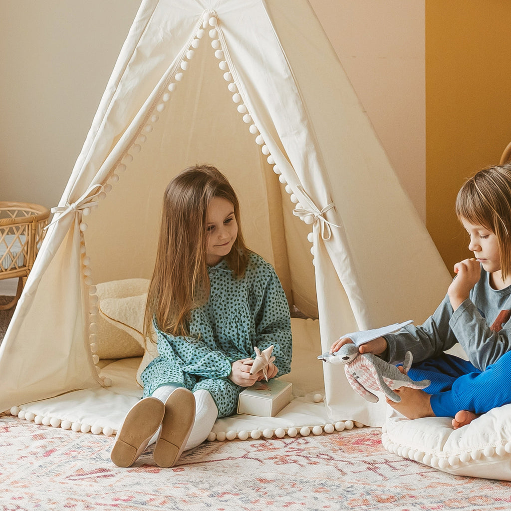 Kids Playmat with Pompom Border in Ecru