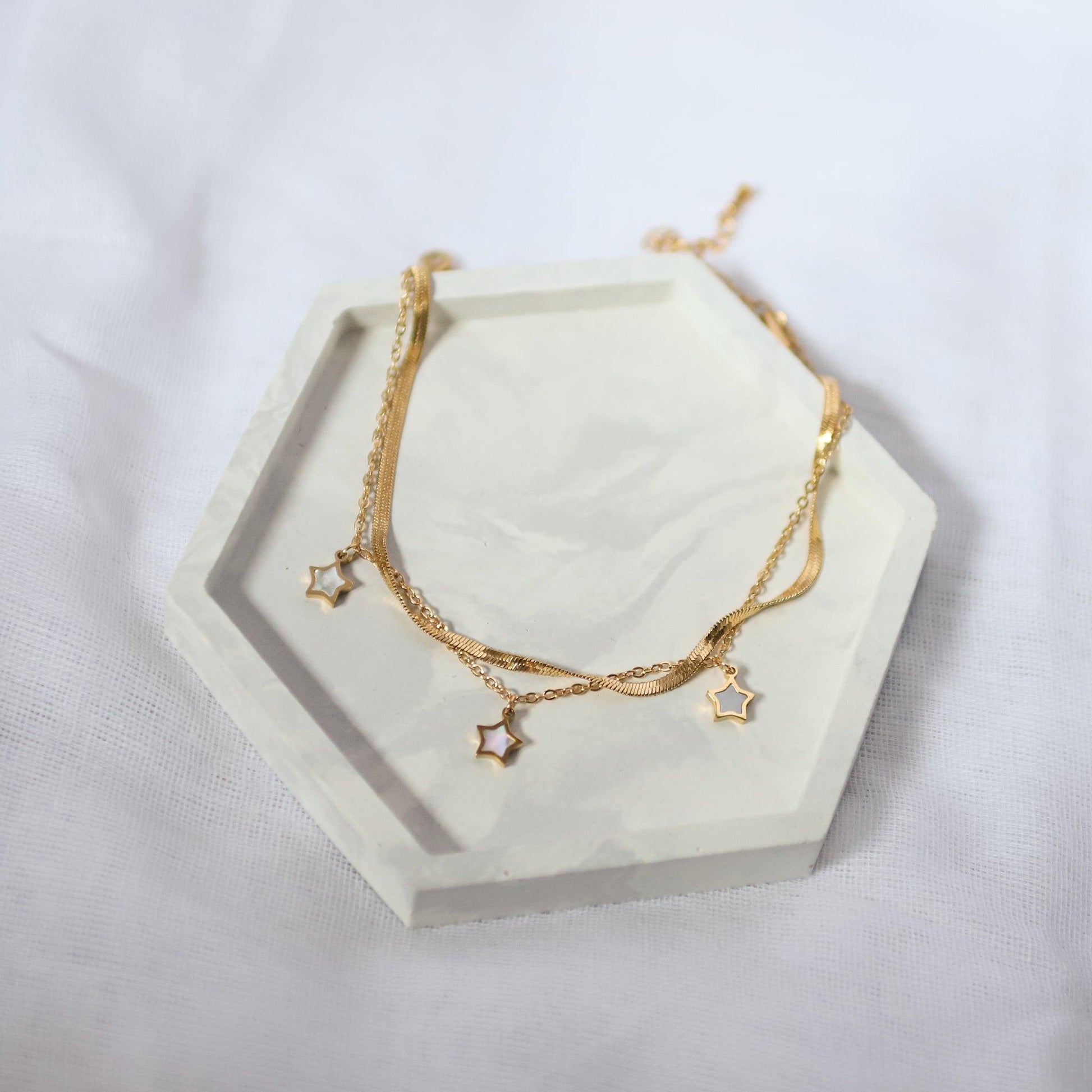Mother of Pearl Star Anklet in 18K Gold Plated