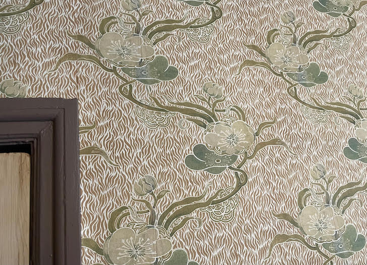 Nouveau Blossom Gold Wallpaper