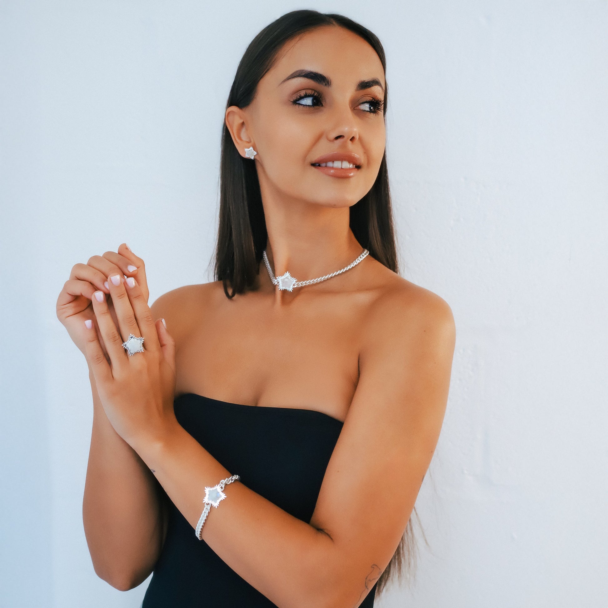Willa Moonstone Spiky Star Bracelet in 925 Sterling Silver
