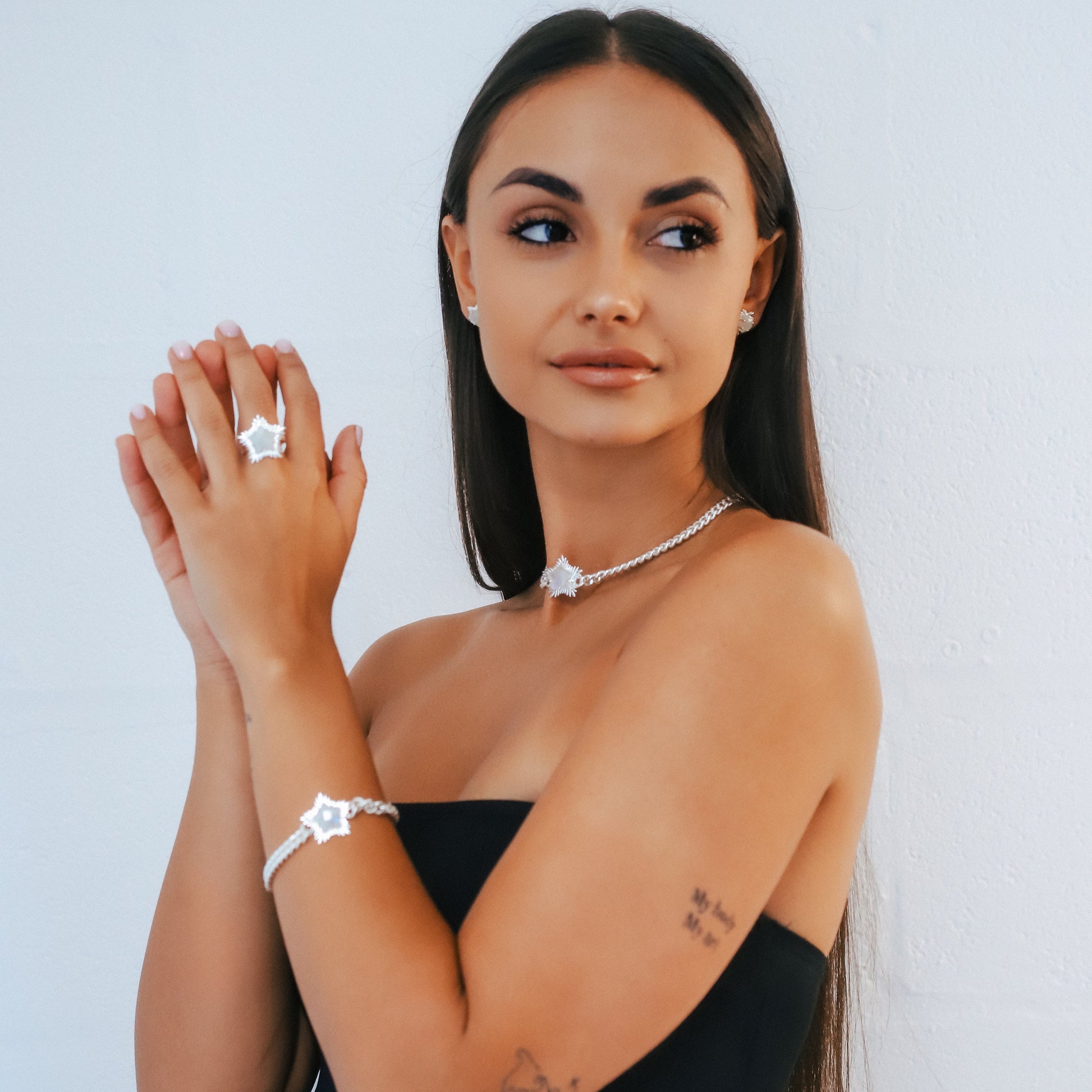 Willa Moonstone Spiky Star Bracelet in 925 Sterling Silver