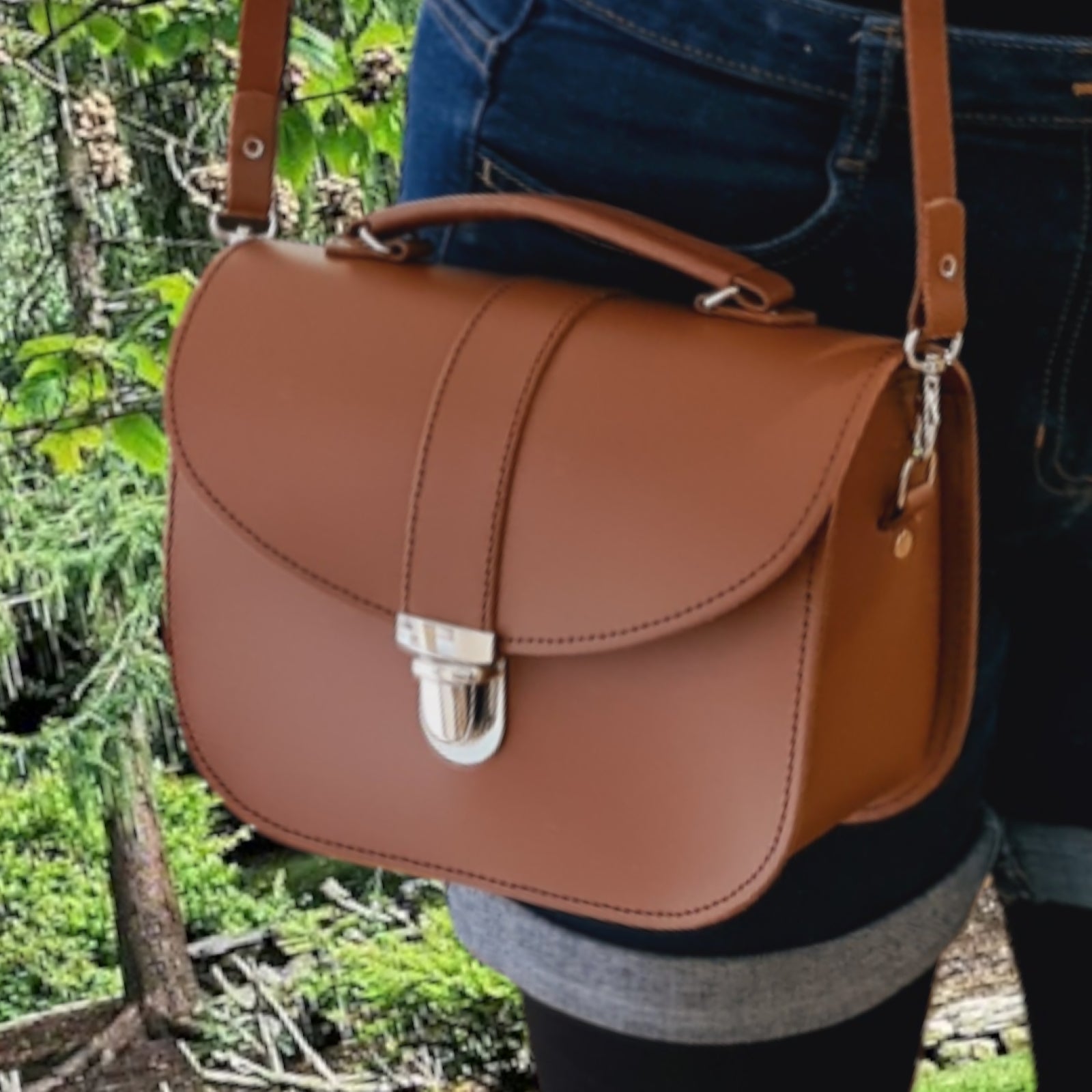 Olympia Handmade Leather Bag in Chestnut