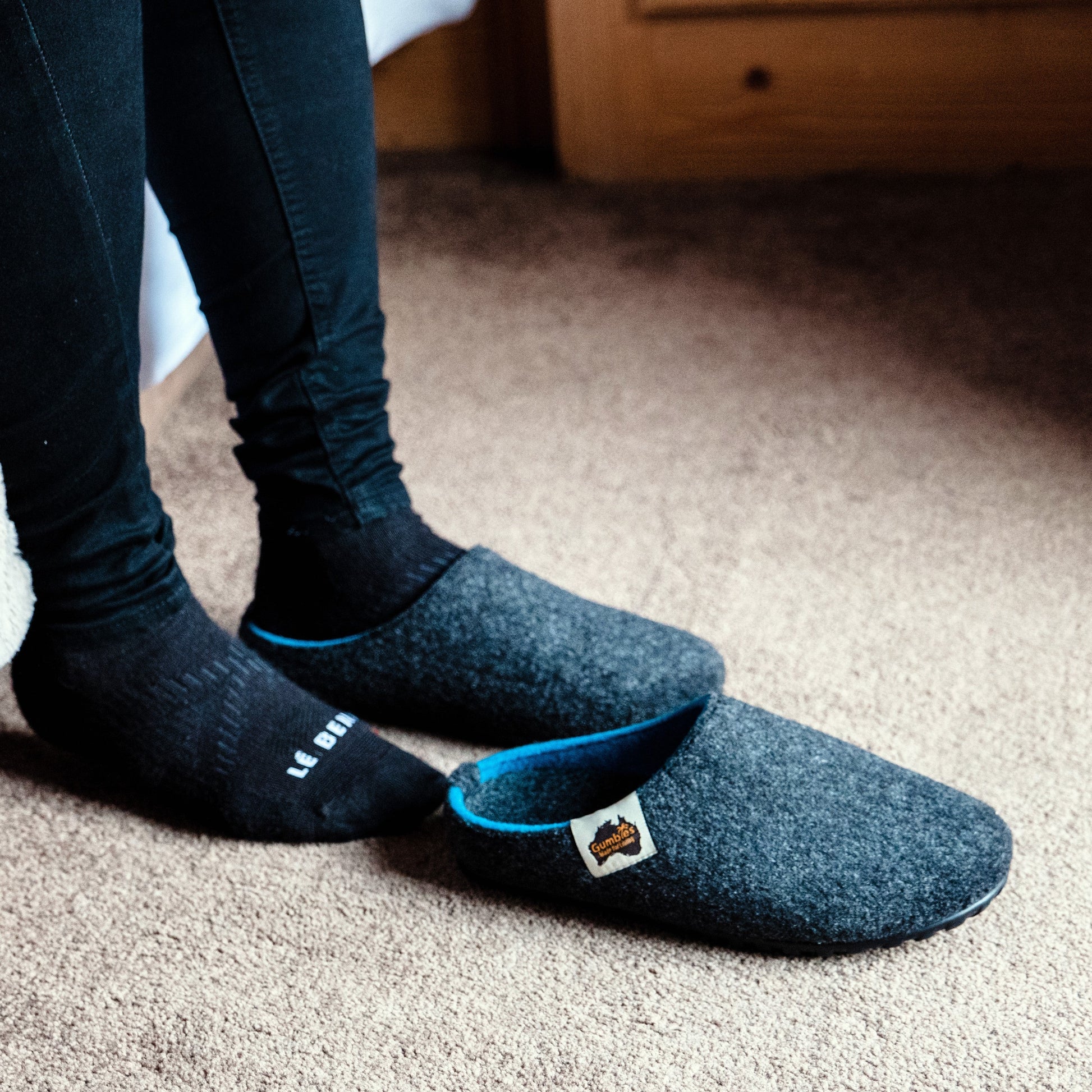 Outback Women's Slipper in Charcoal and Turquoise