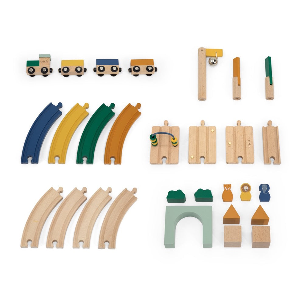 Animal Train Set with Magnetic Wagons – Fun & Educational Toy by Trixie Baby at brixbailey.com
