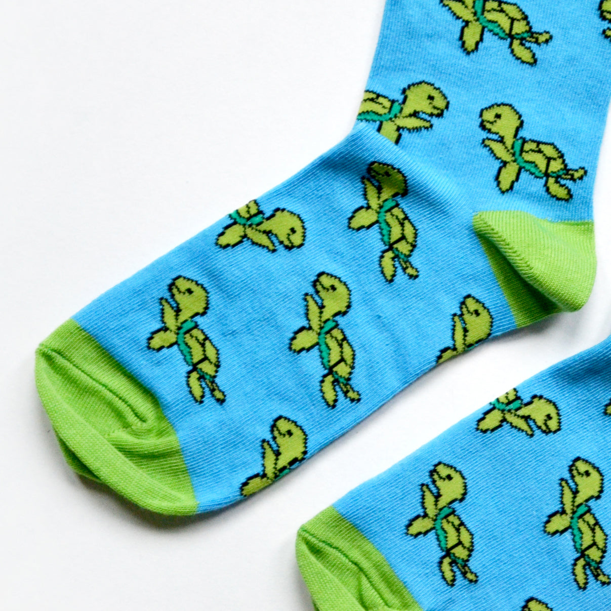 Save the Turtles Bamboo Socks in Sky Blue