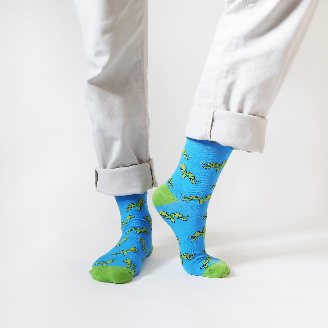 Save the Turtles Bamboo Socks in Sky Blue
