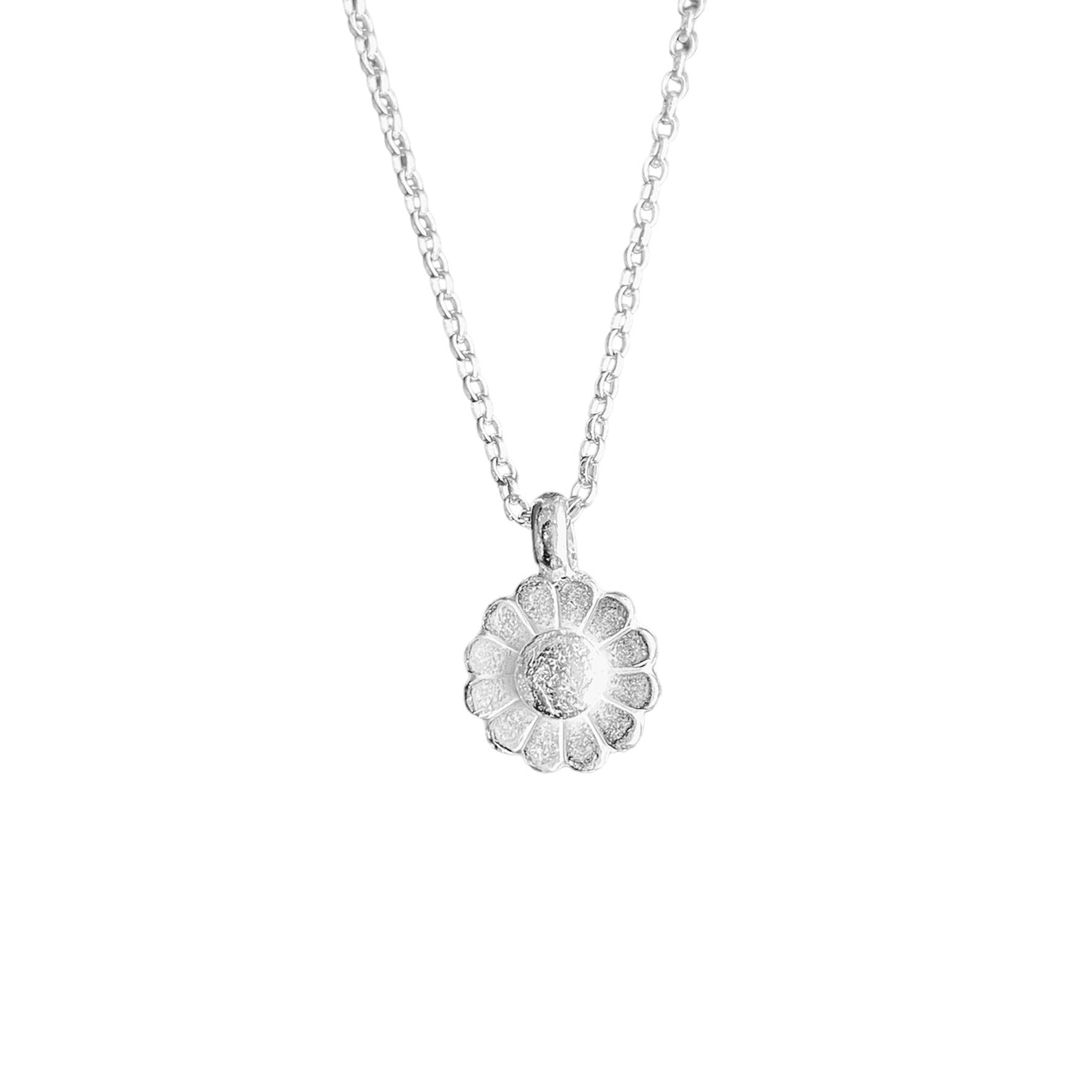 Sterling Silver Daisy Necklace