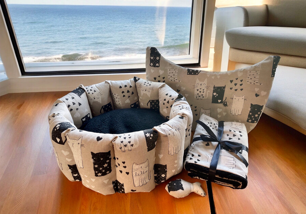 Fish Shaped Cat Toy with Natural Catnip