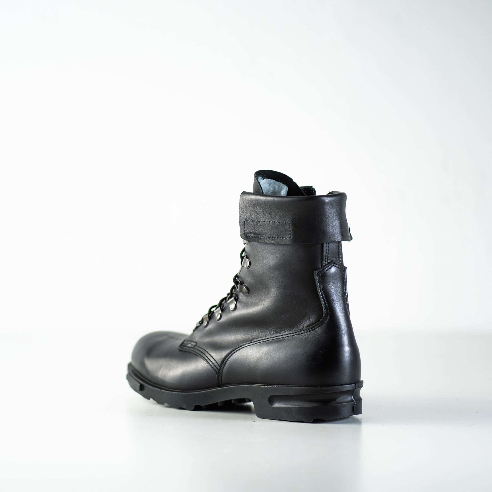 Hawk Pilot Boots – Durable Military-Grade Leather Footwear by Samelin at www.brixbailey.com