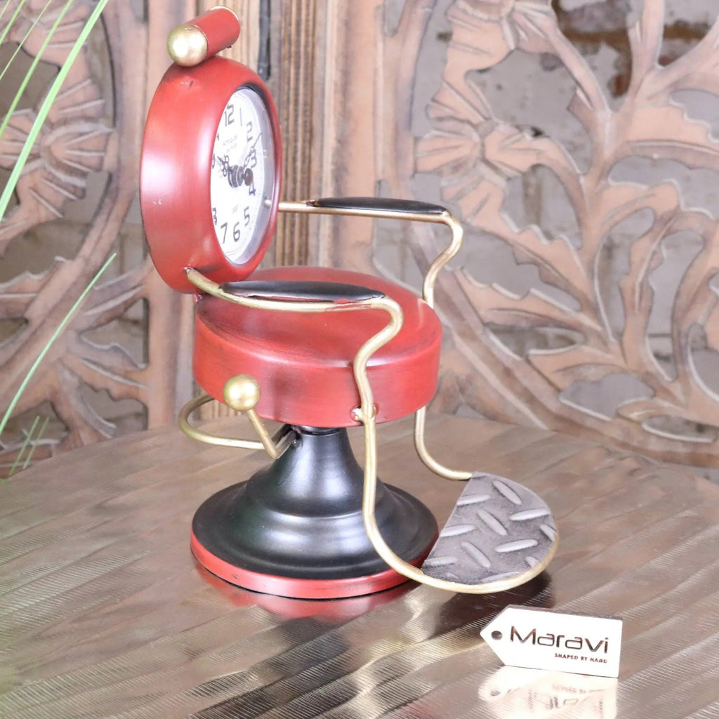 Retro Barber Clock Red Hairdressing Chair