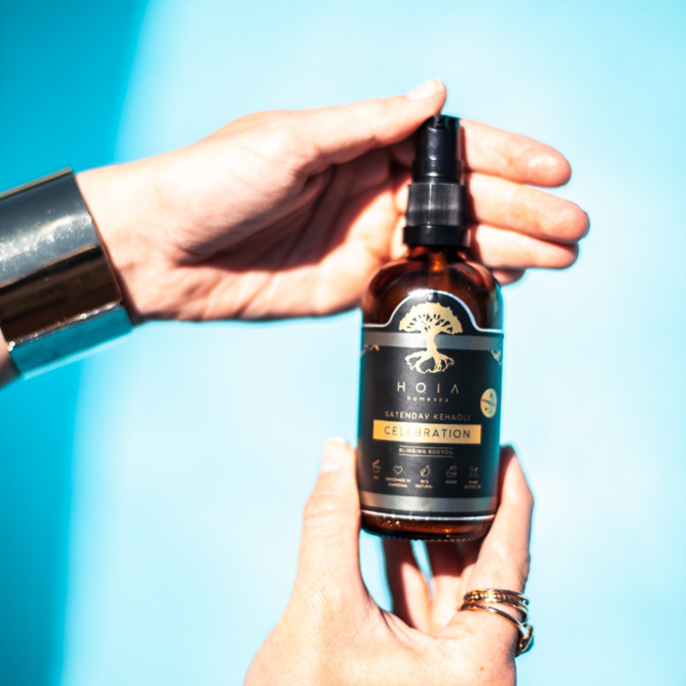 Bronzing Body Oil with SPF 20 – Moisturizing & Shimmering by HOIA at www.brixbailey.com