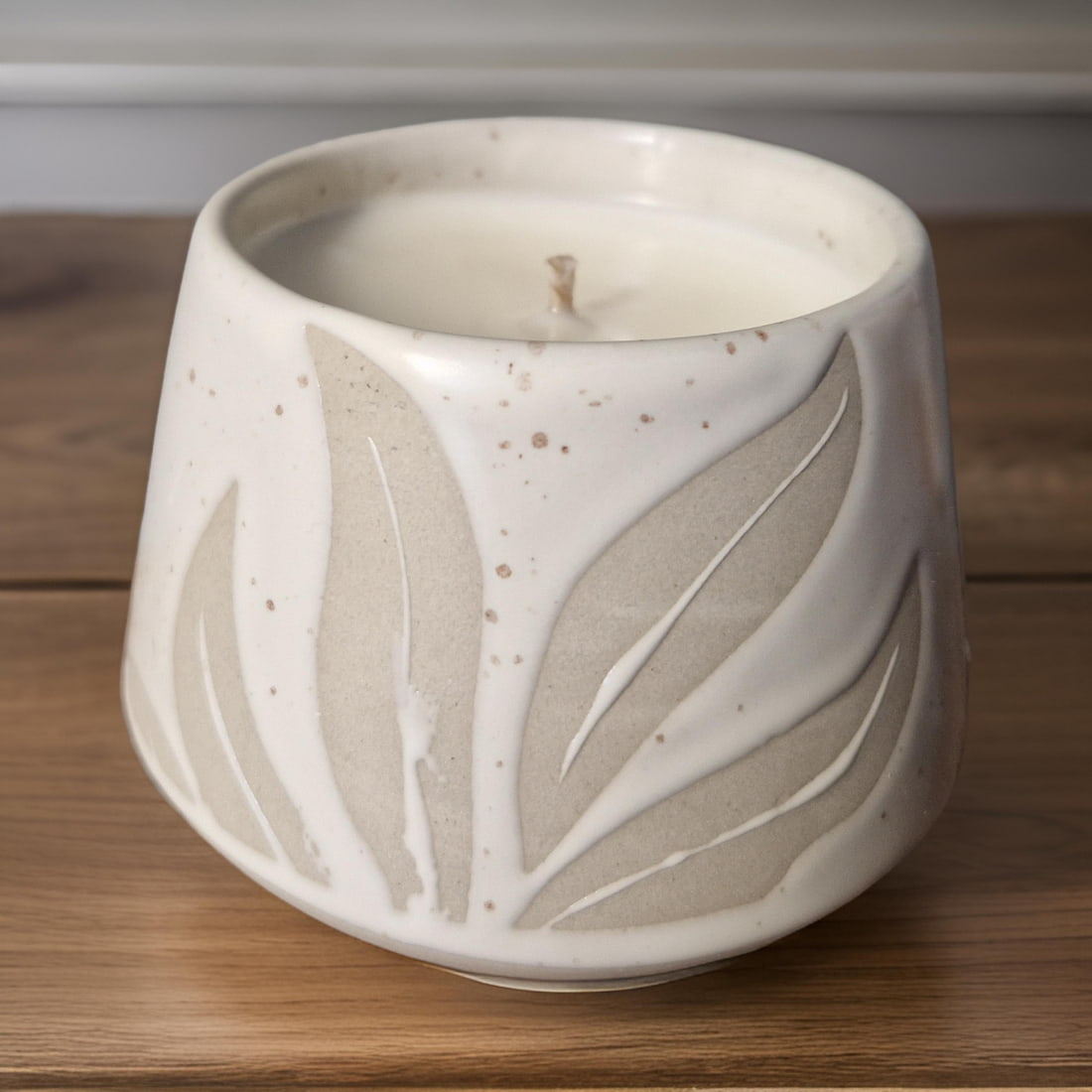 Hesperantha Ceramic Plant Pot