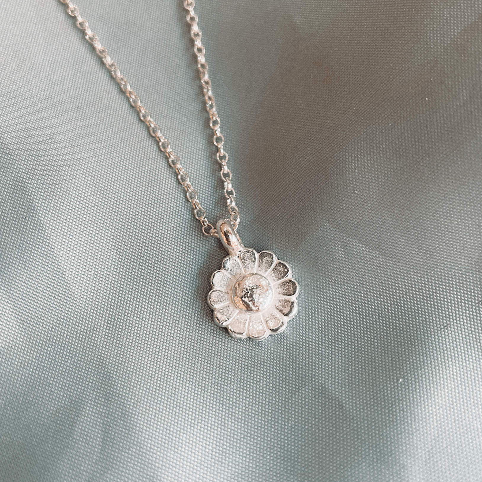 Sterling Silver Daisy Necklace