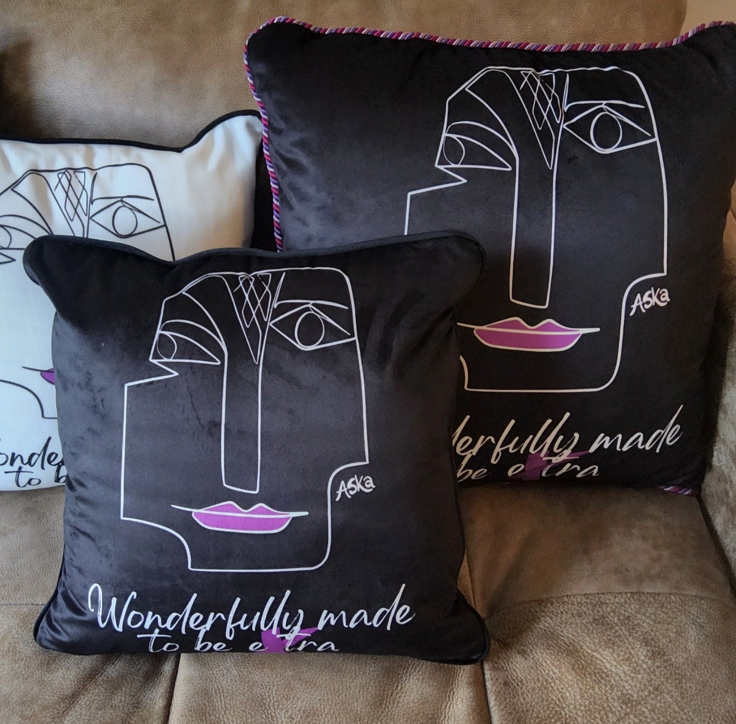 Wonderfully Made to Be Extra Purple Lips Black Velvet Cushion