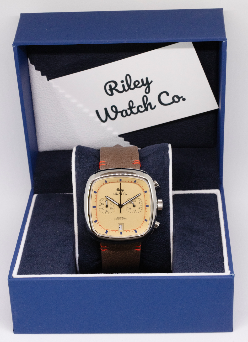 HH01 Watch activity tracking and fitness metrics screen