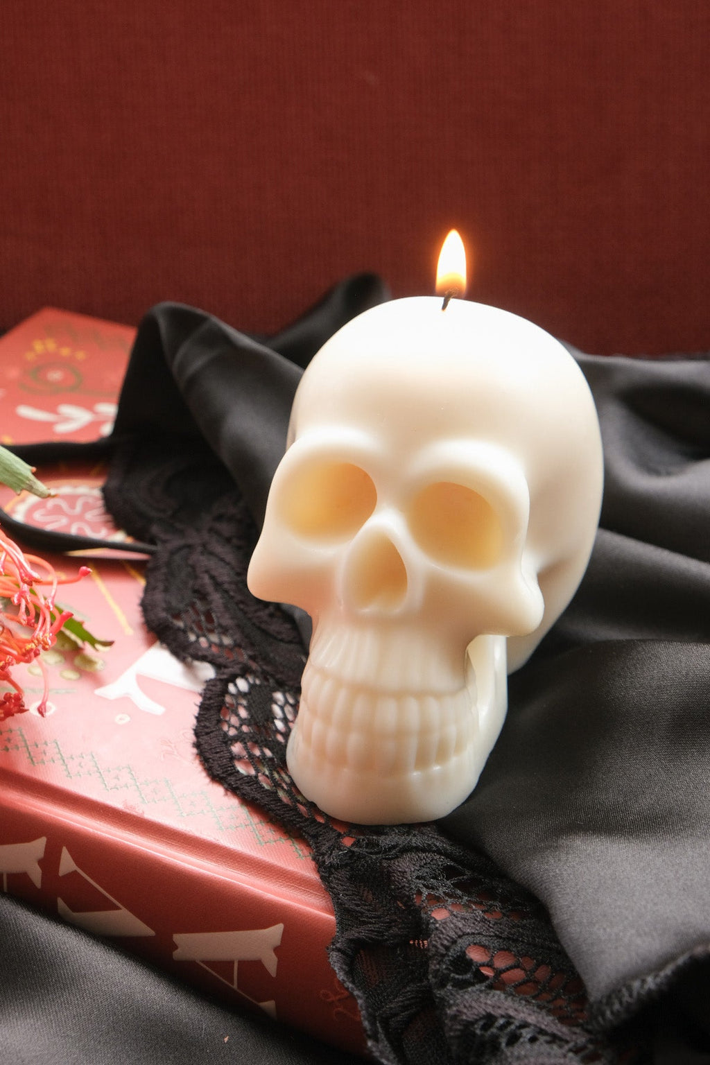 Skull Candle Gothic Décor