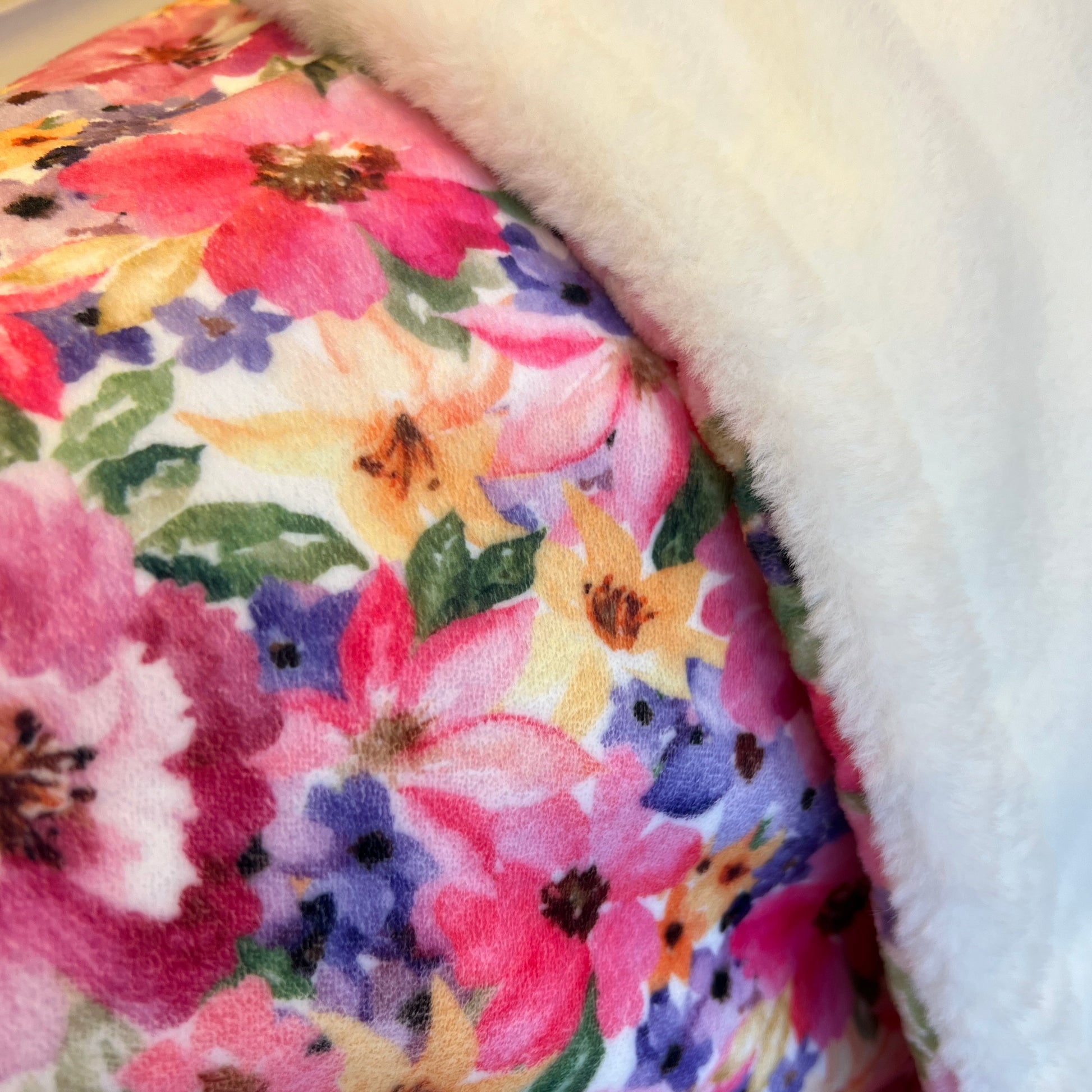 Supaw Sized Faux Fur Blanket Florentina