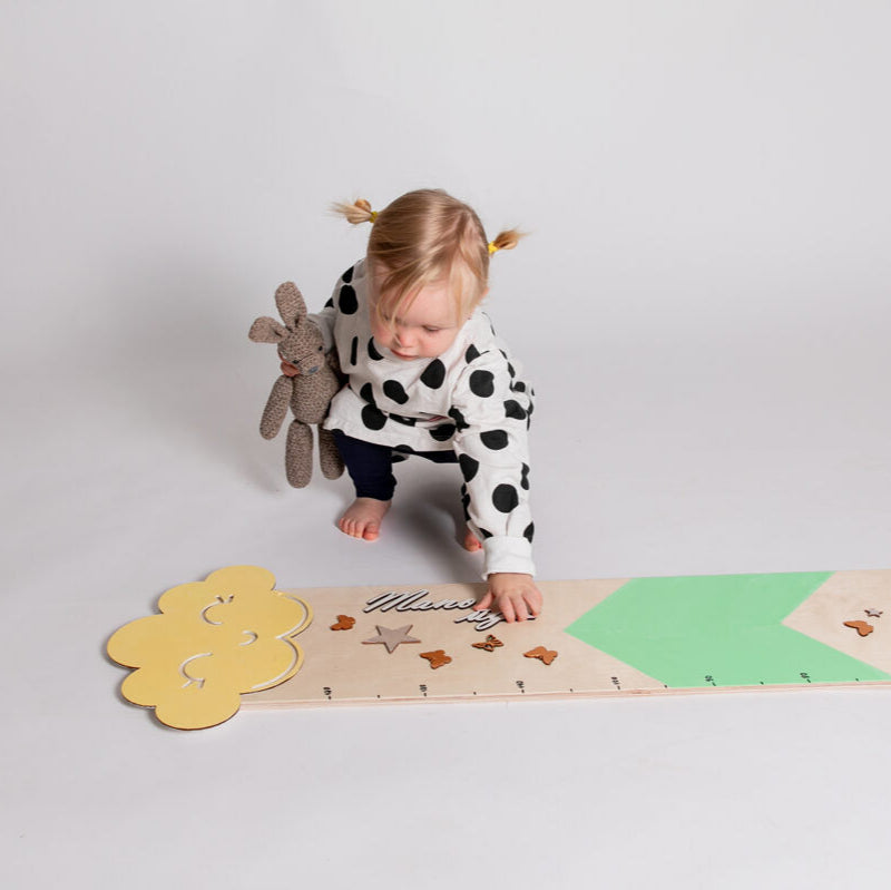 Personal Growth Chart – Cherished Keepsake for Children's Growth by Kai aš mažas buvau at www.brixbailey.com