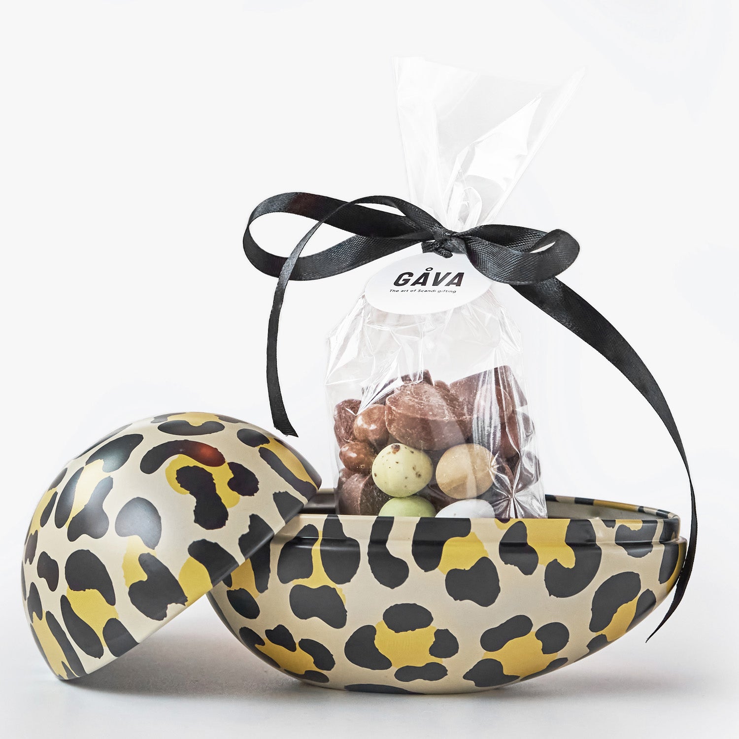Jaguar Reusable Easter Egg Tin with Swedish Sweets