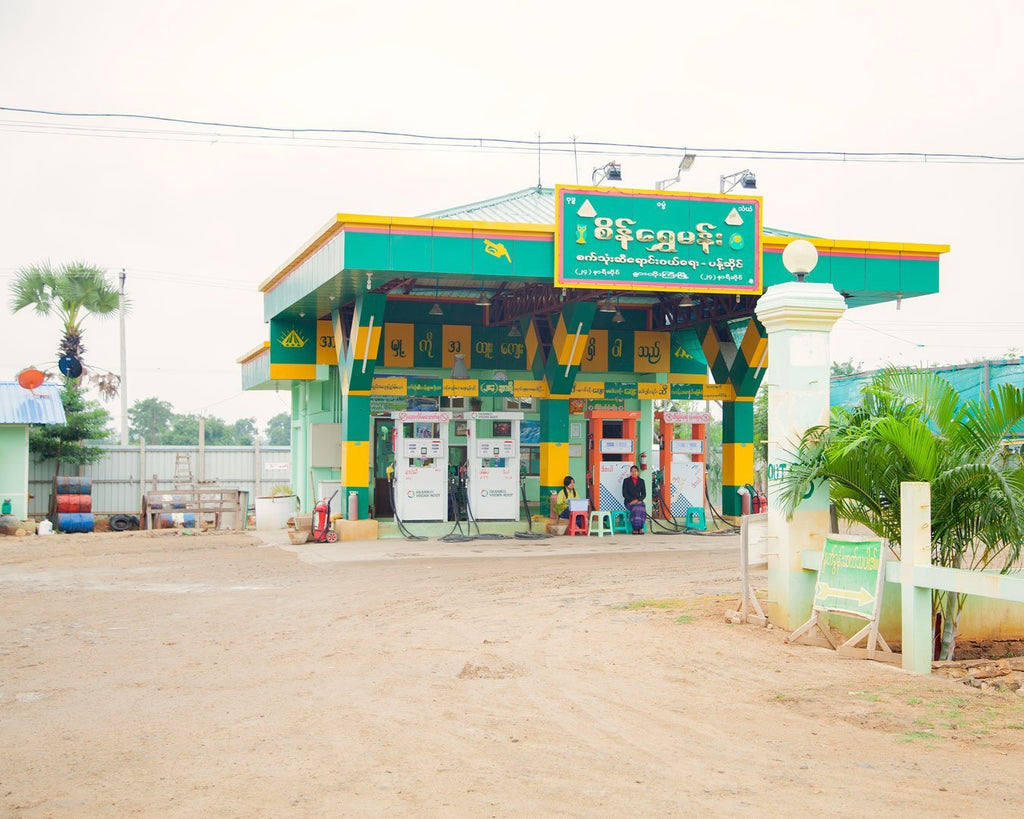 It's a Gas World Travel Guide