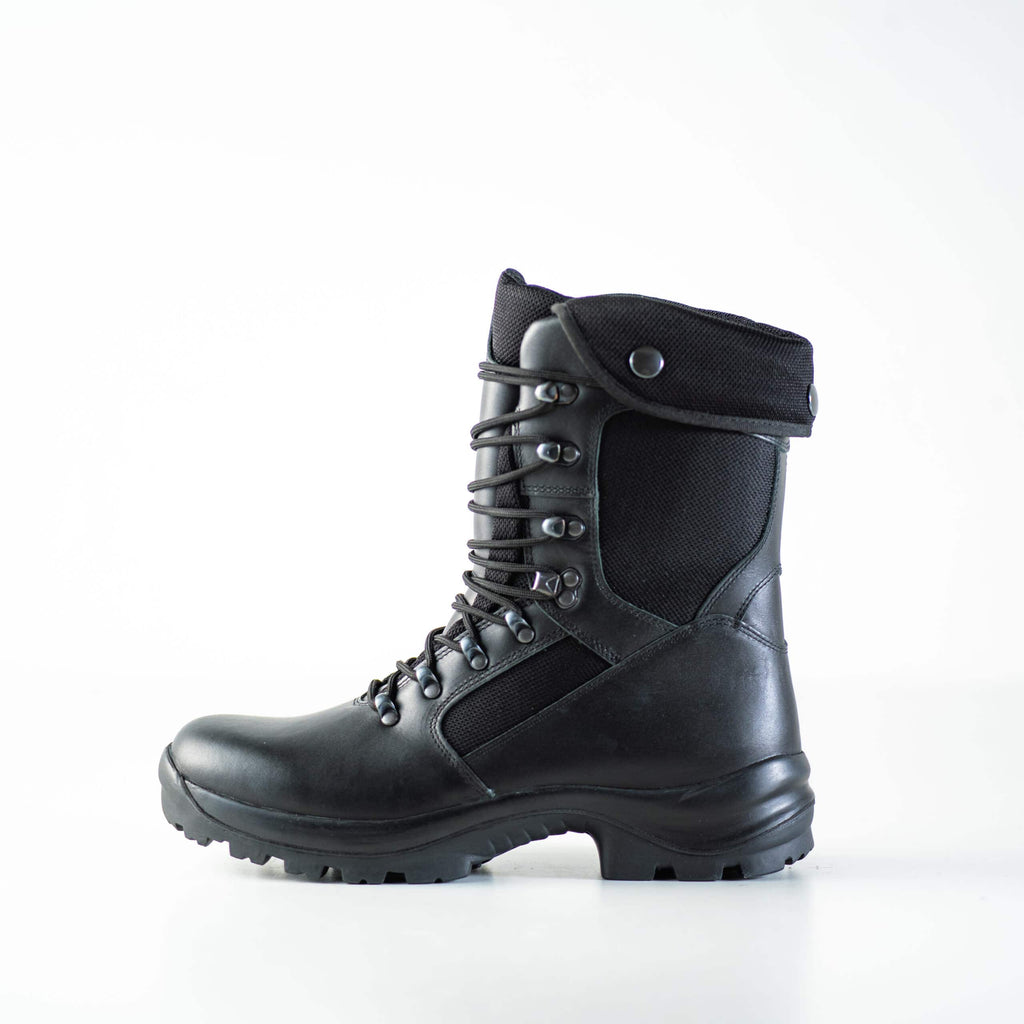 Conquer the Elements with Winter Utopia Boots - Ultimate Cold-Weather Protection and Style by Samelin at www.brixbailey.com