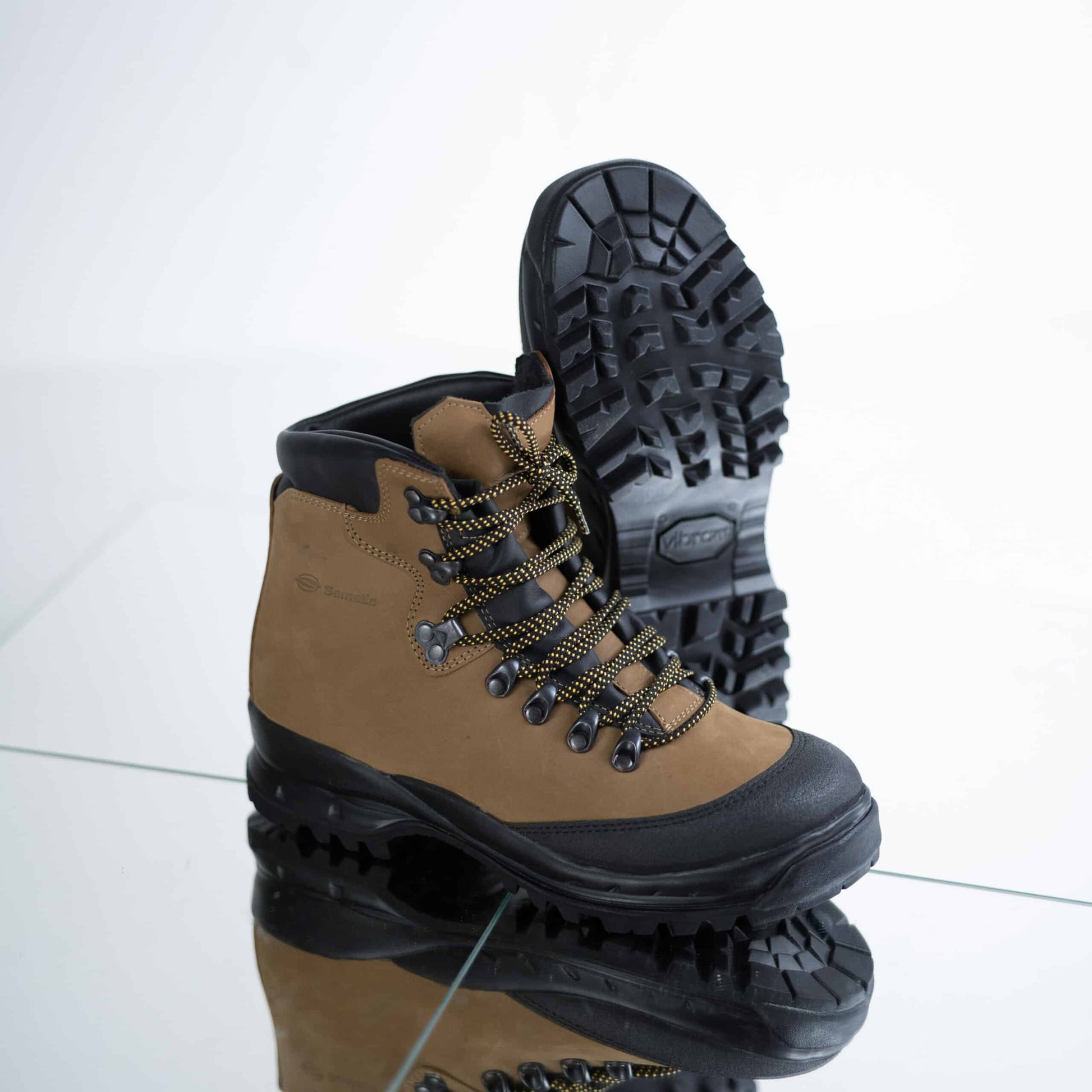 553P Tundra Hiking Boots – Superior Waterproof & Durable by Samelin at www.brixbailey.com