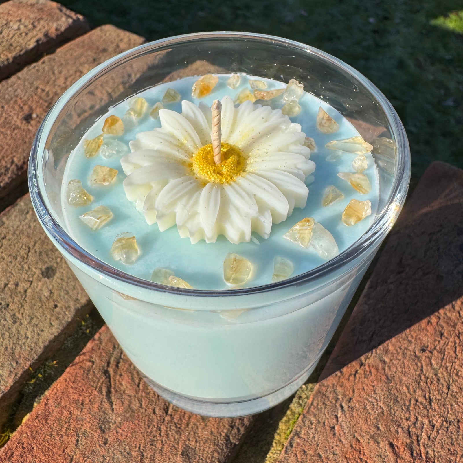 Crystal Infused Honeysuckle Scented Candle