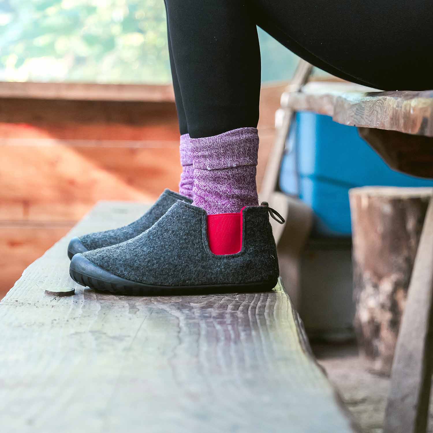 Brumby Women's Slipper Boot in Charcoal and Red