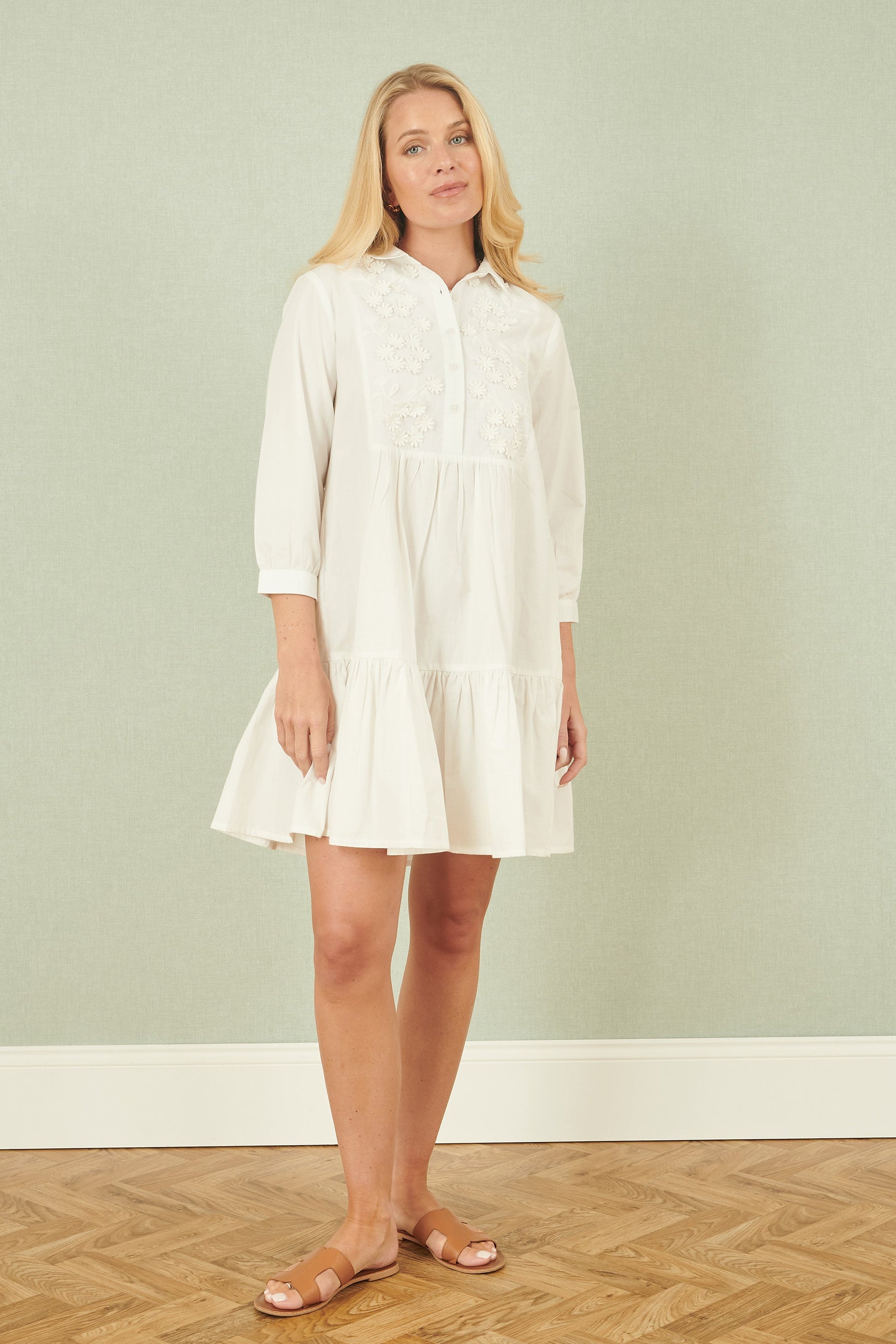 Yumi White Cotton Flower Tunic Dress