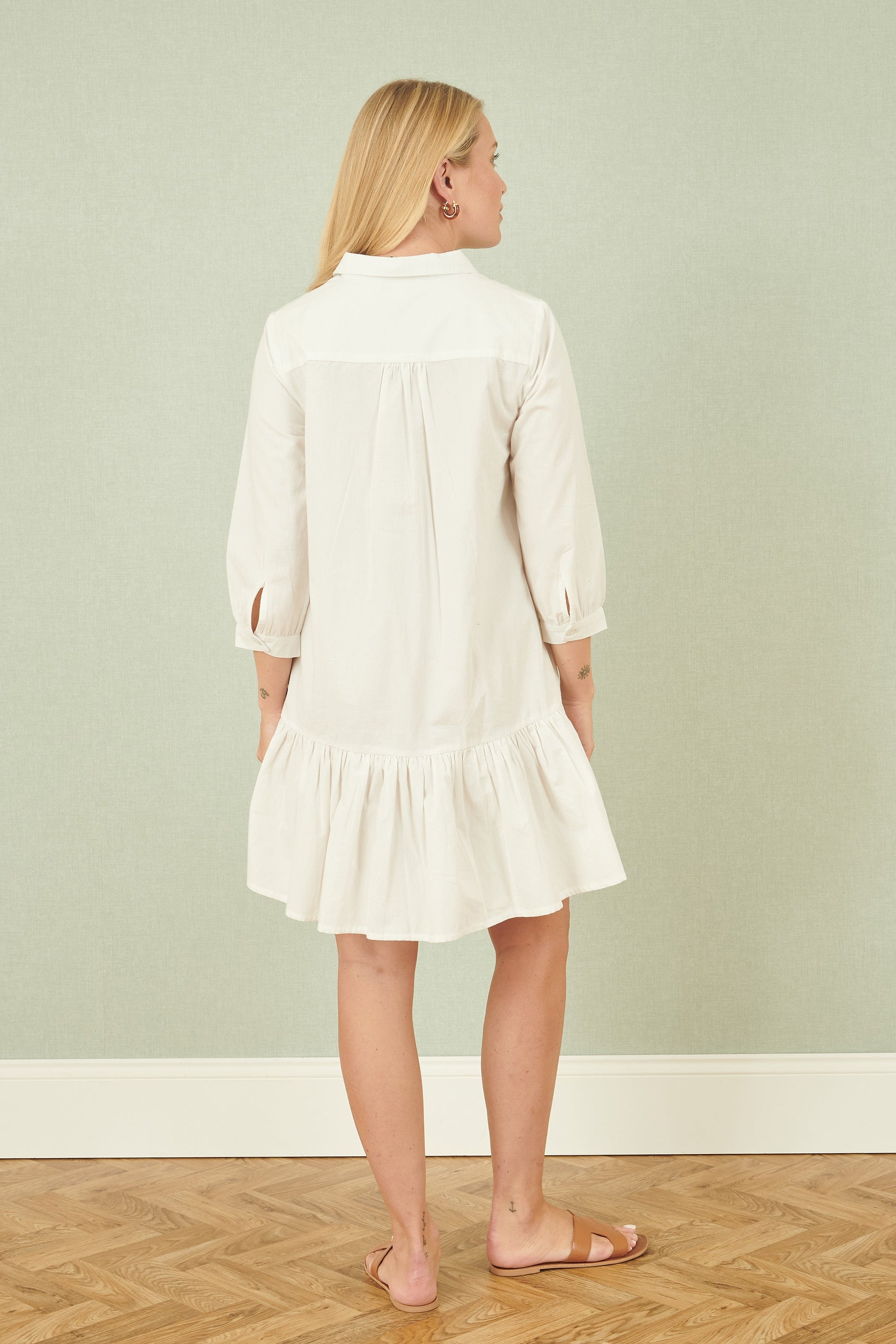Yumi White Cotton Flower Tunic Dress