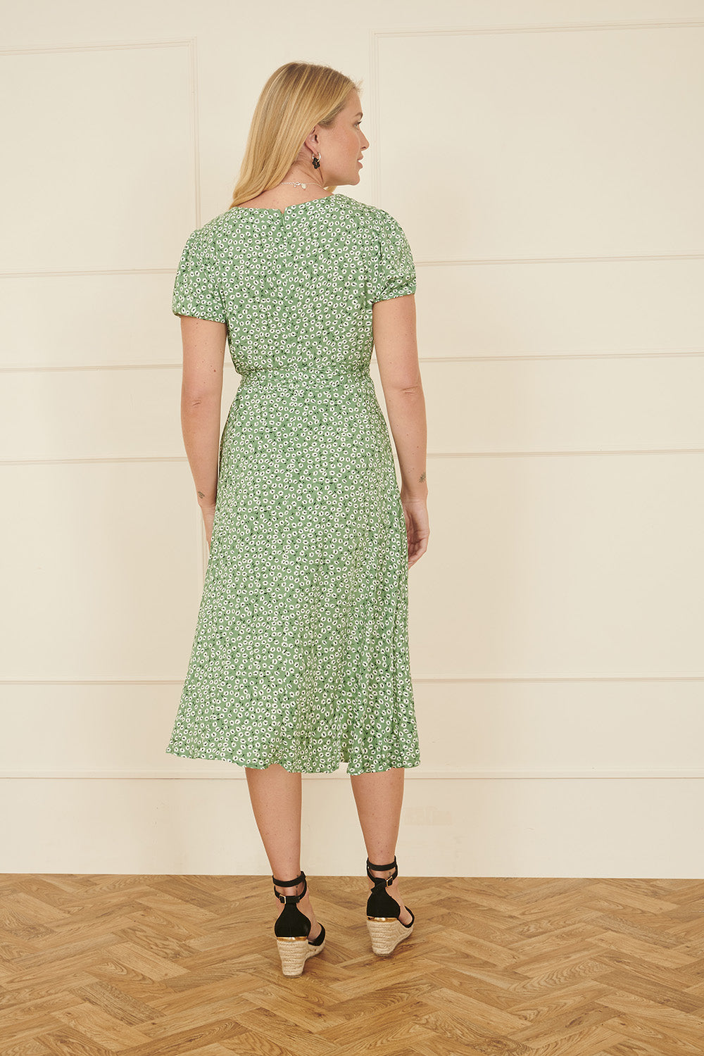 Yumi Green Ditsy Print Midi Tea Dress