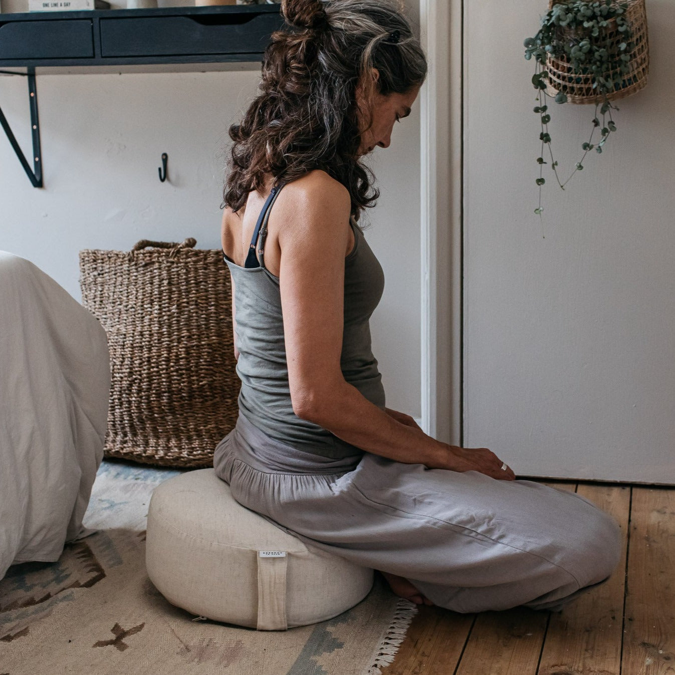 Natural Linen Meditation and Yoga Cushion