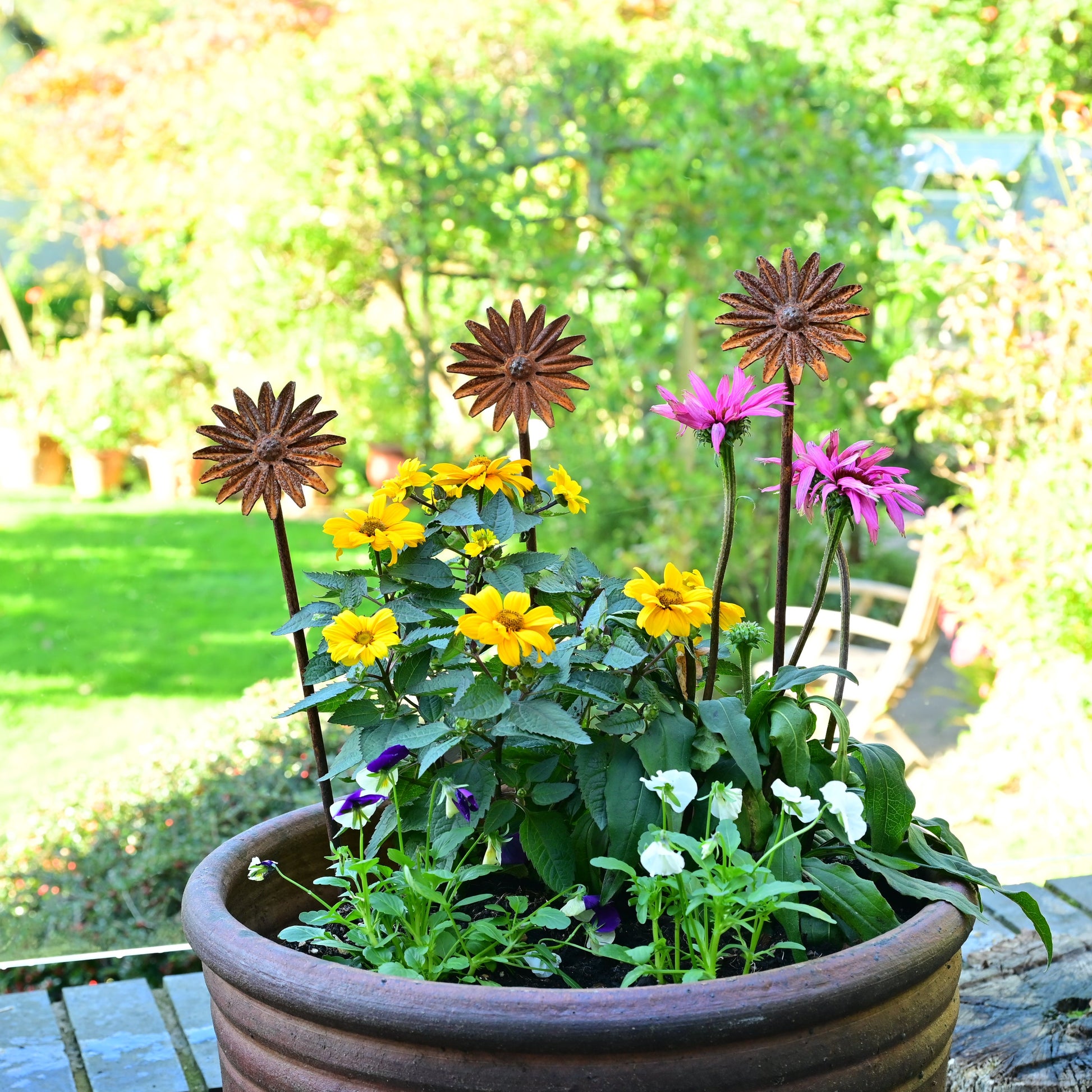 Metal Flower Garden Sculptures