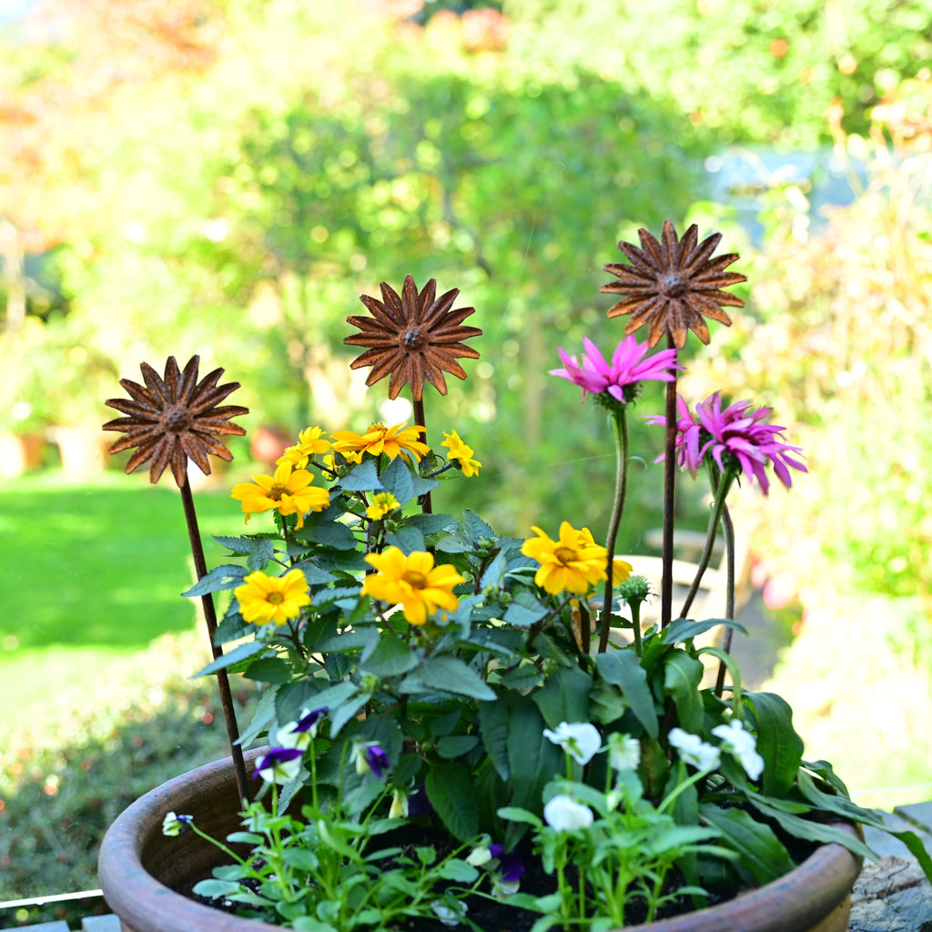 Metal Flower Garden Sculptures