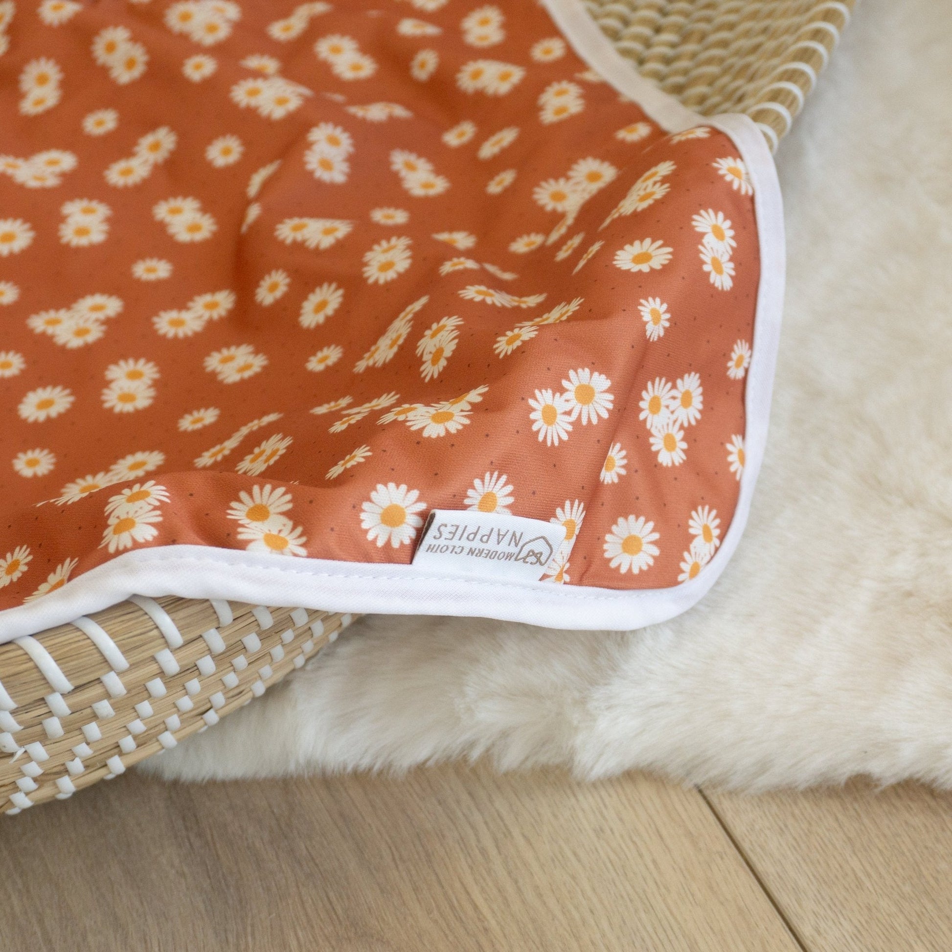 Baby Travel Changing Mat in Ditsy Daisy