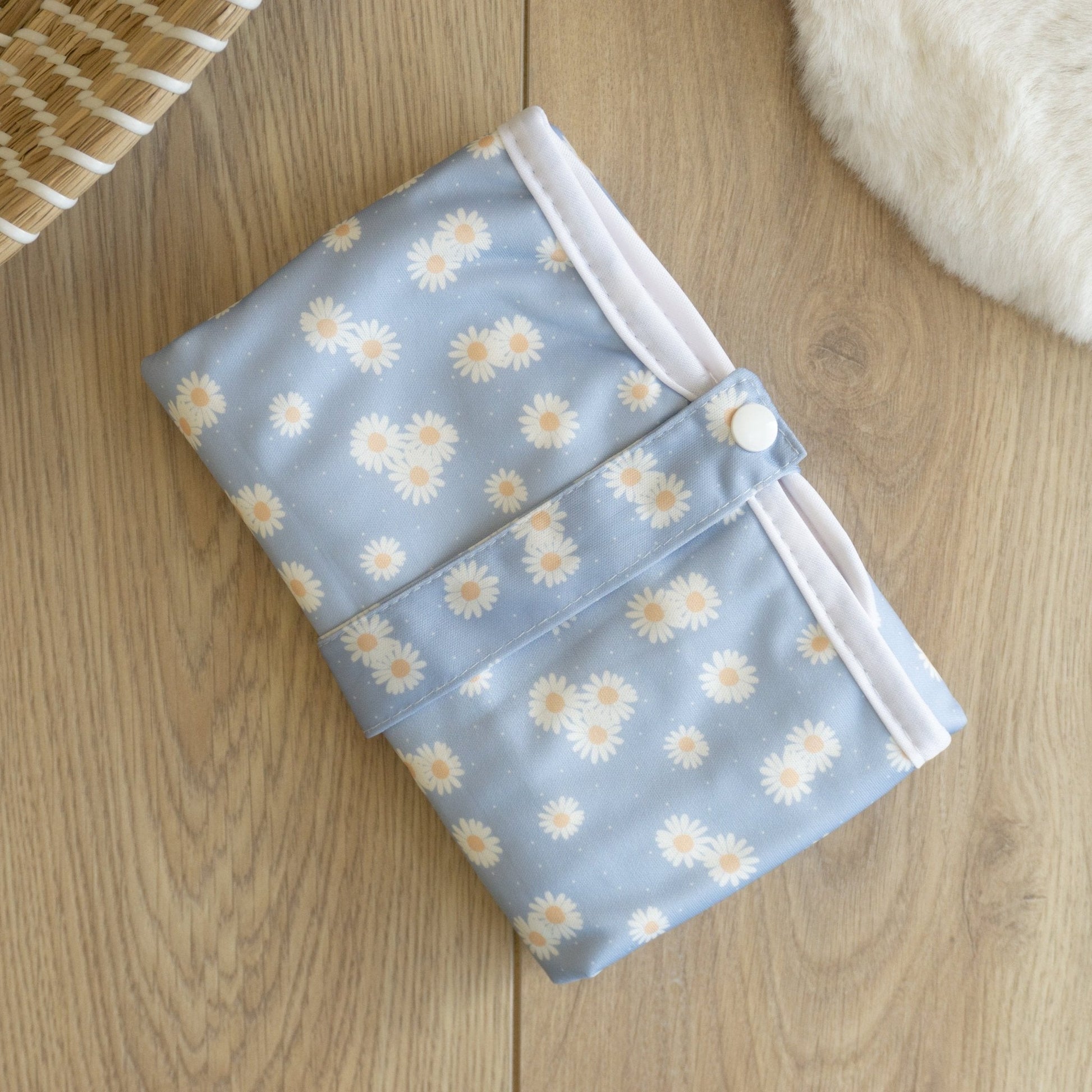 Baby Travel Changing Mat in Ditsy Daisy Sky Blue