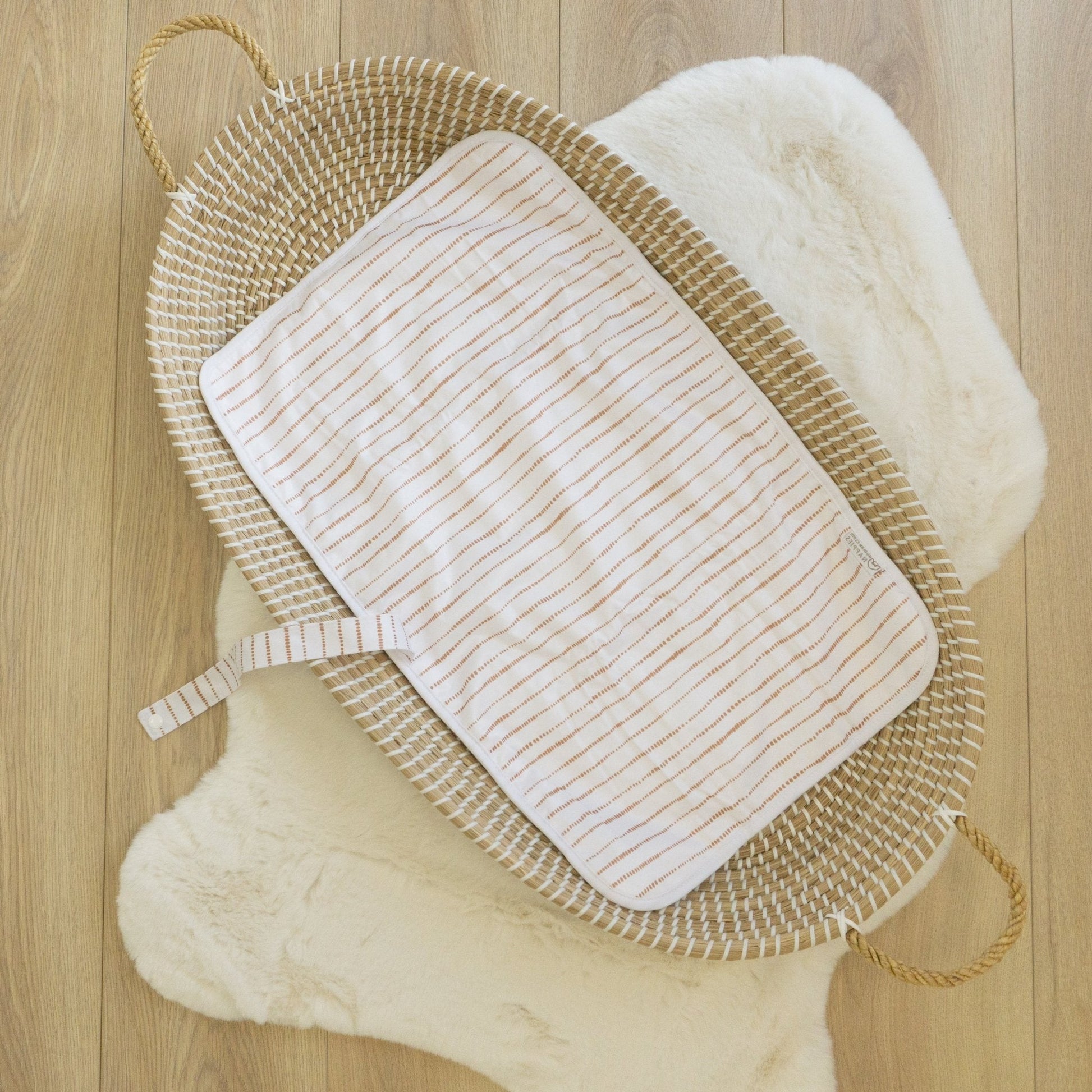 Baby Travel Changing Mat in Dune White and Tan