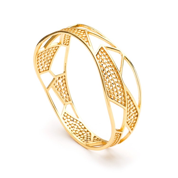Etrusca Geometric Gold Sculptural Bangle