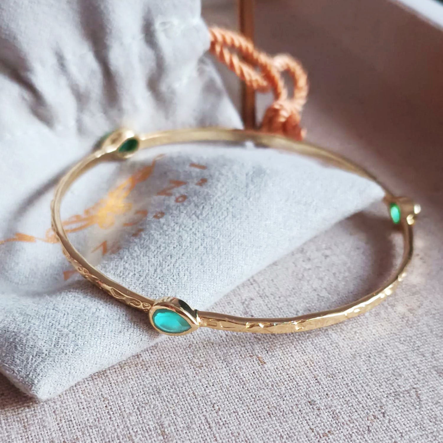Three Stone Paraiba Onyx Stacking Bangle in 22K Gold
