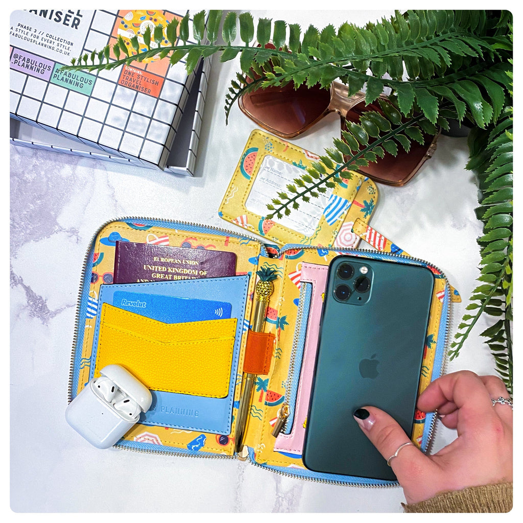Beach Please Travel Organiser
