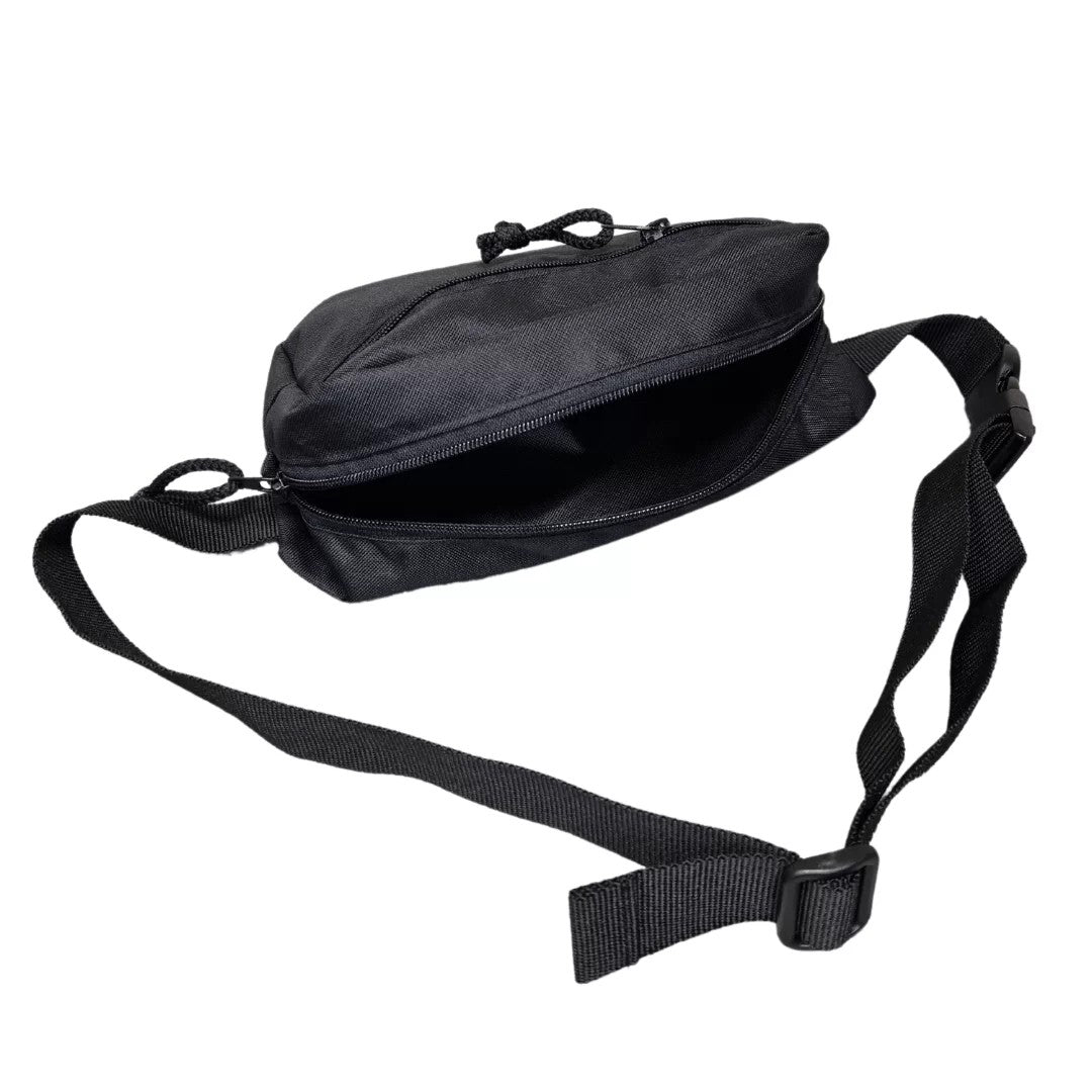 Spacious & Secure Dog Treat Pouch – Adjustable Strap & Pockets by Drinbags at www.brixbailey.com