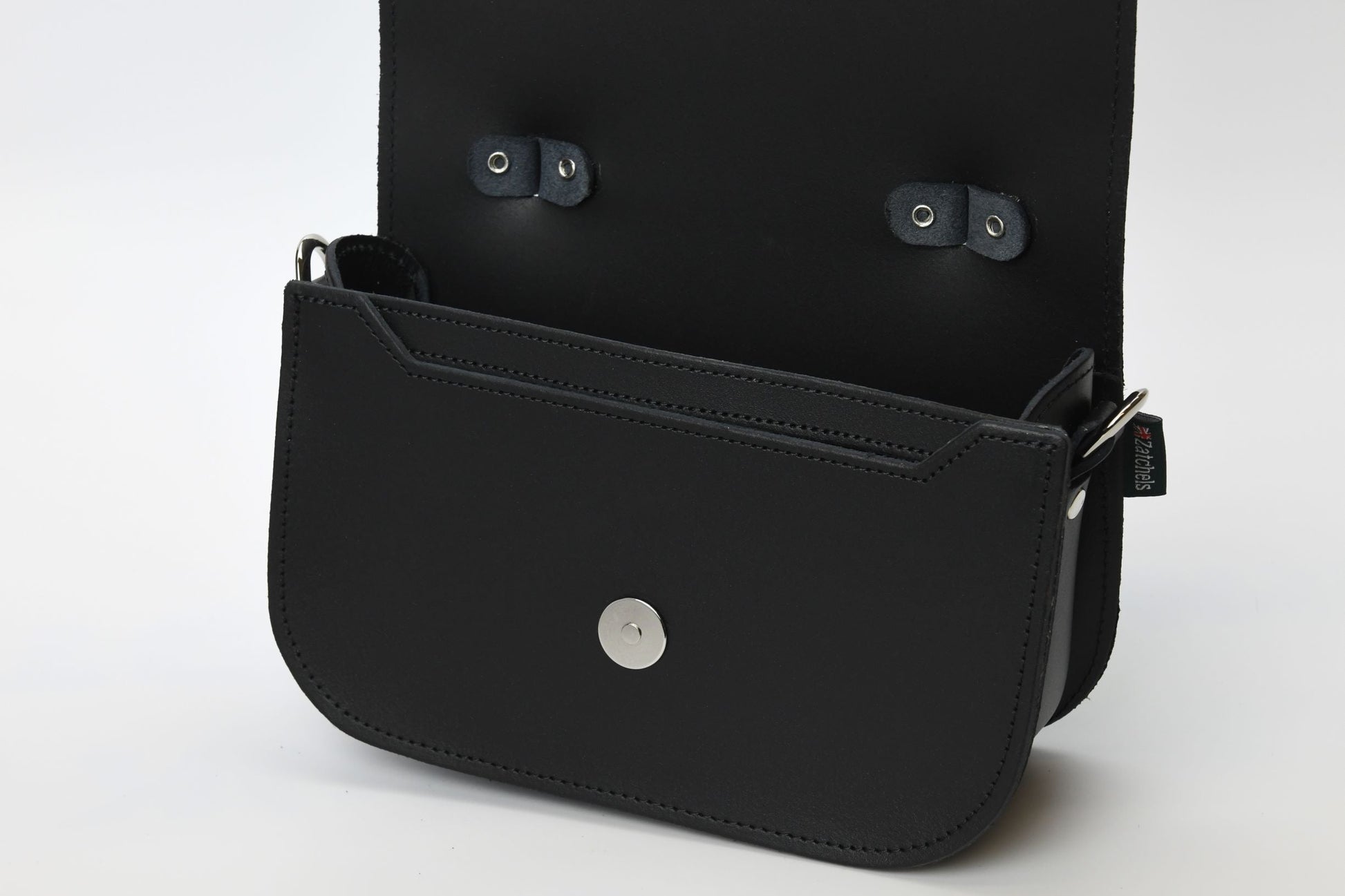 Aura Handmade Leather Bag in Black