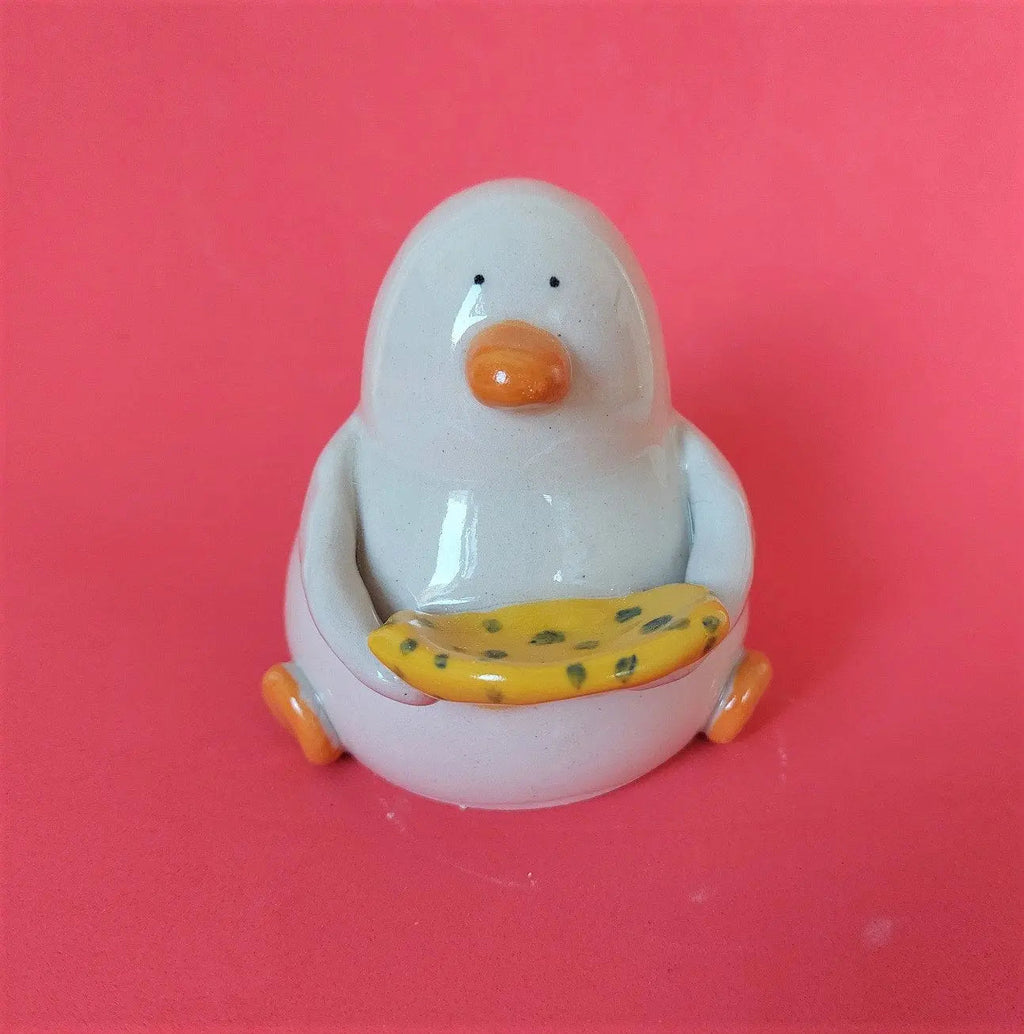 Ray the Ring Holder Duck with Tray