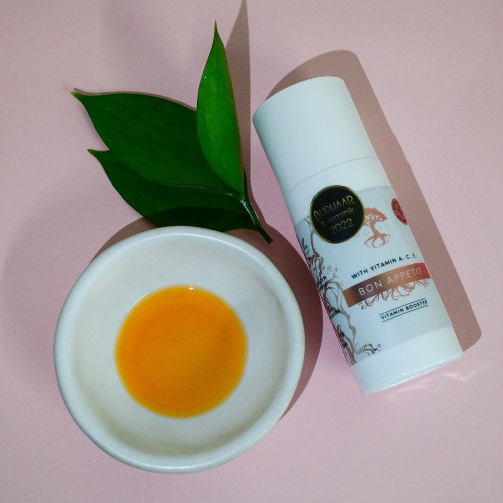 HOIA Beauty Booster Serum – Plant-Based Retinol & Vitamins by HOIA at www.brixbailey.com