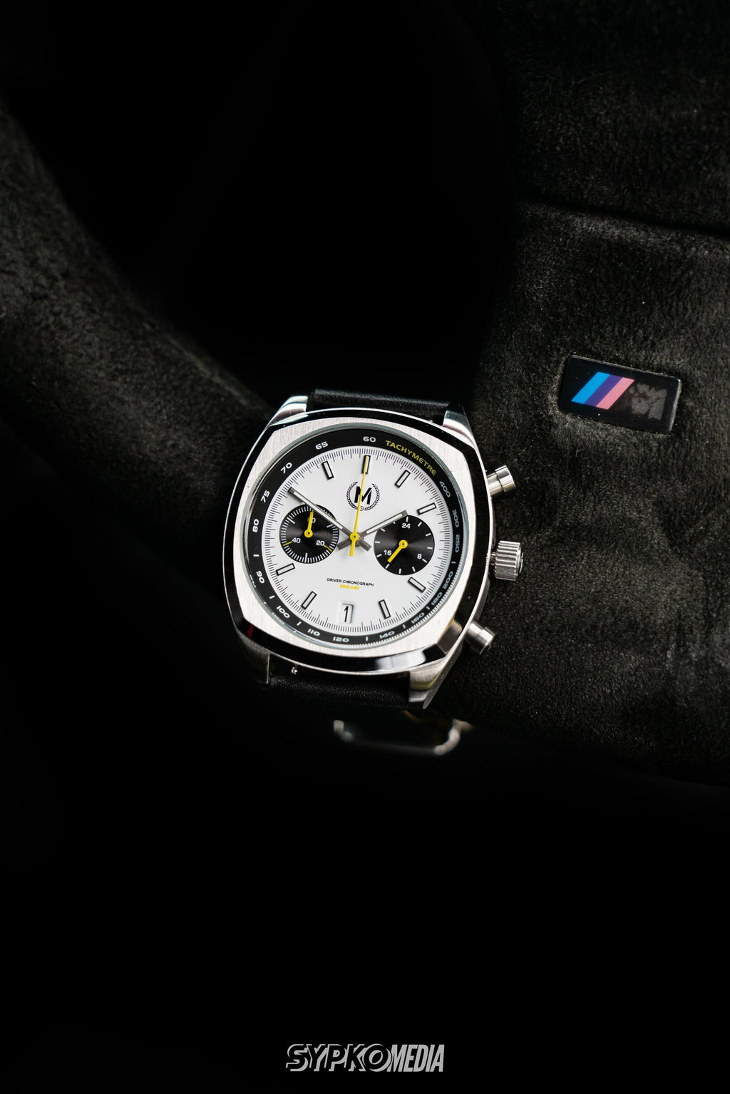 Driver Chronograph MkII Panda Dial Mecha-Quartz Racing Watch