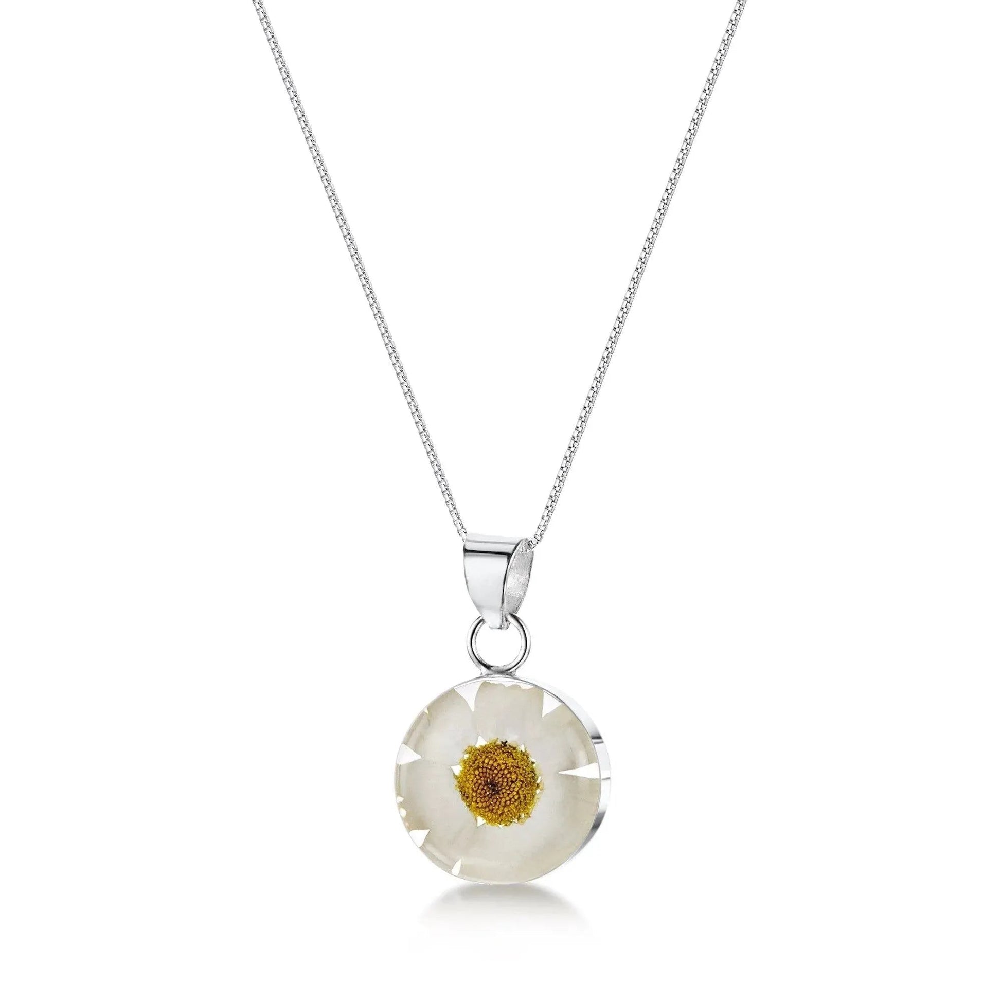 Sterling Silver White Daisy Round Pendant Necklace