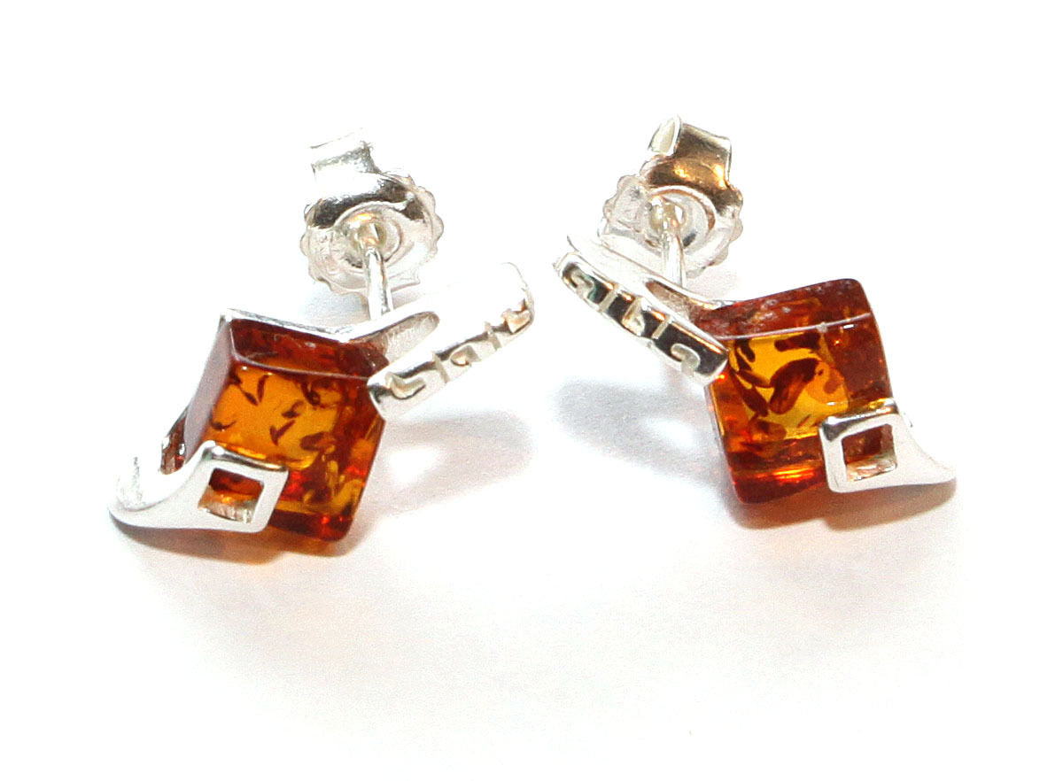 Diamond Cognac Baltic Amber Bead Silver Claw Stud Earrings